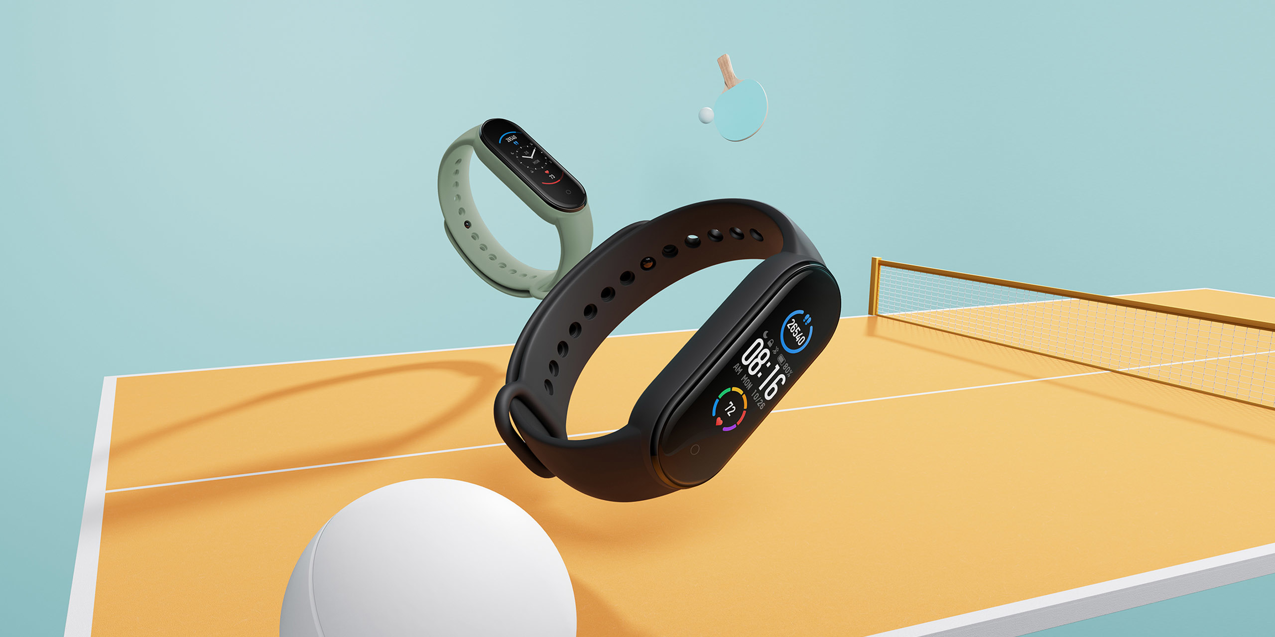 Dos pulseras inteligentes y una red y pelota de ping pong. Una banda negra y una banda menta.