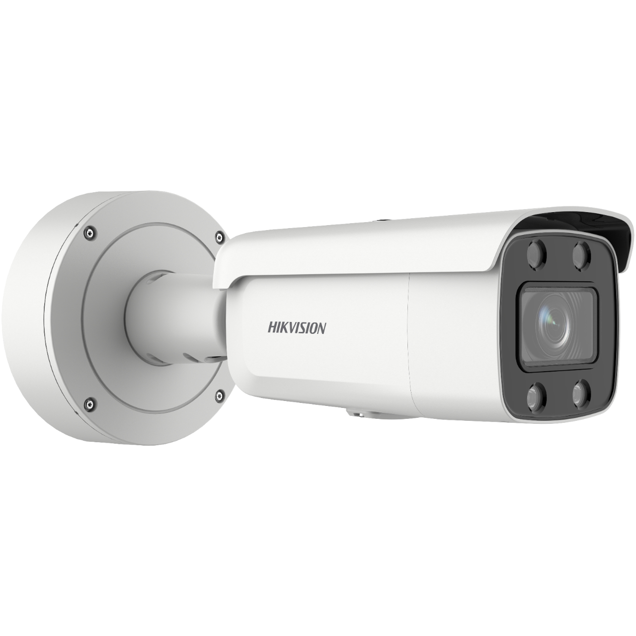 Biała kamera bezpieczeństwa zamontowana na ścianie, widoczne logo HIKVISION.