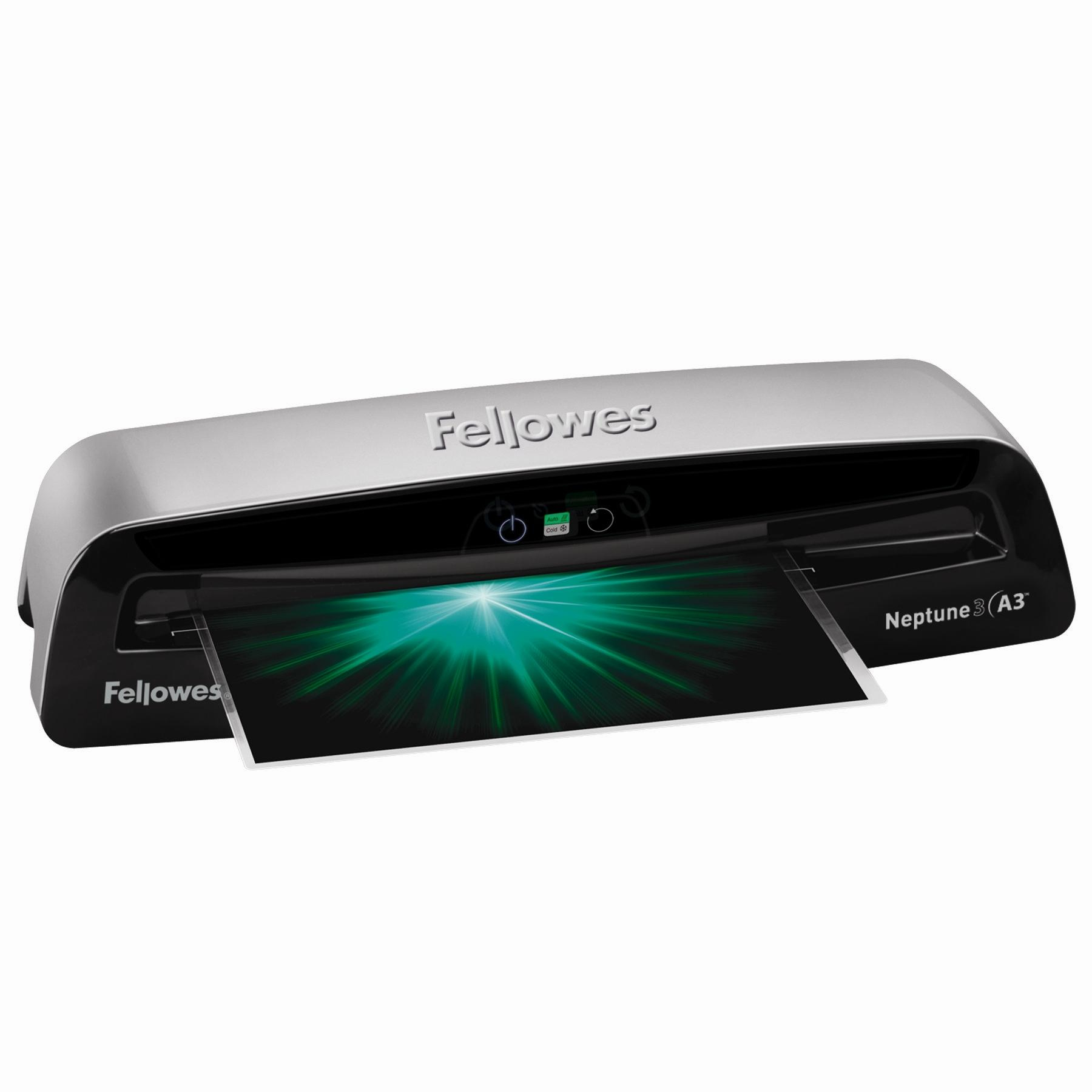 Laminiergerät mit laminiertem Papier, wobei der Markenname Fellowes sichtbar ist.