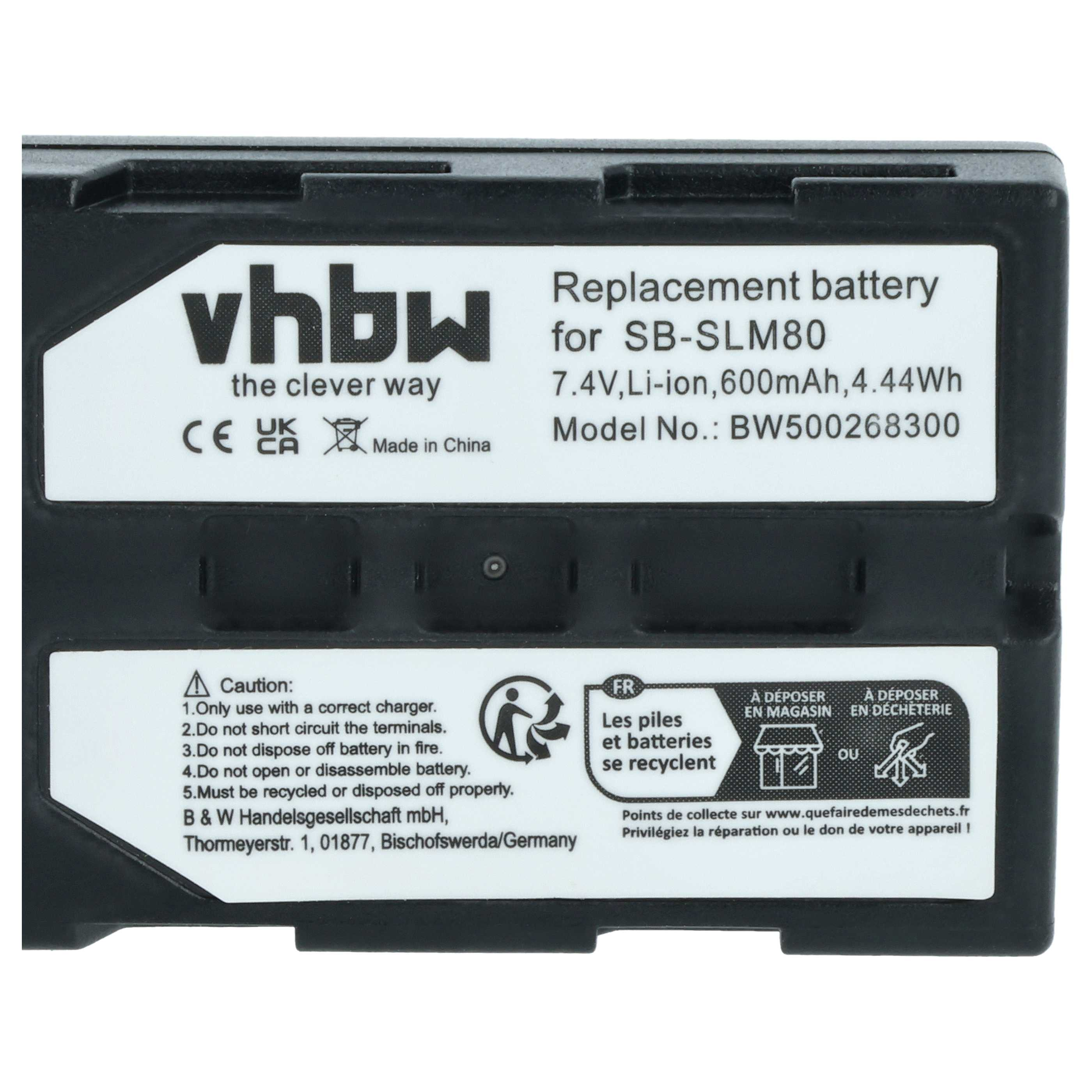 Nahaufnahme einer schwarzen vhbw-Batterie, Etikettentext: Ersatzbatterie für SB-SLM80, 7,4 V, Li-Ion, 600 mAh, 4,44 Wh.