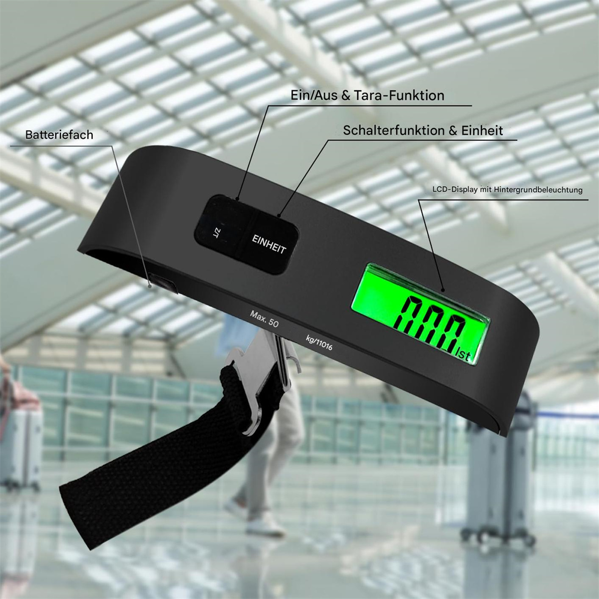Schwarze Gepäckwaage mit digitaler Anzeige, Metallhaken und schwarzem Gurt am Flughafen.