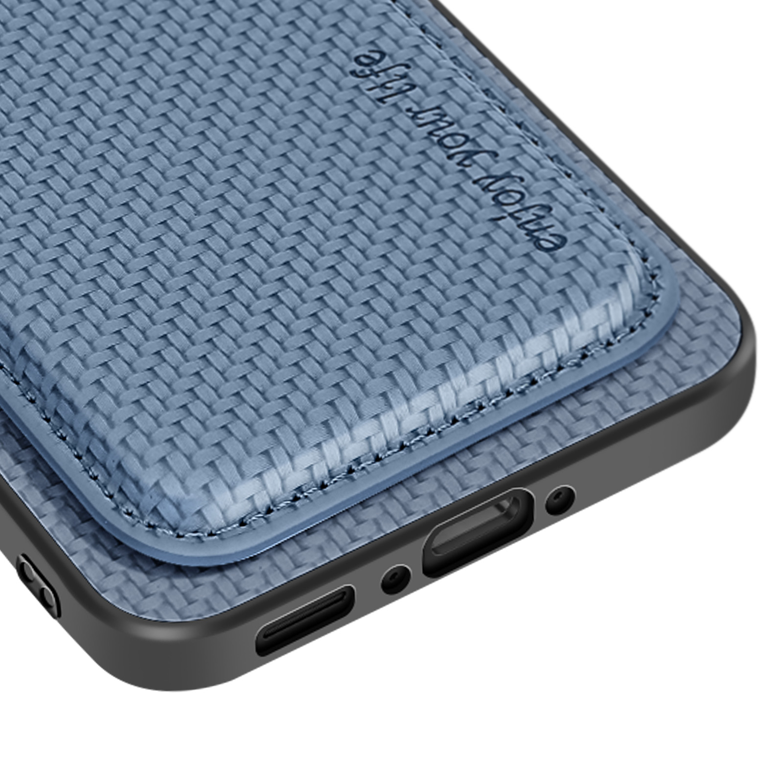 Gros plan sur la coque du téléphone avec texture tissée et les mots 'enjoy your life' sur la fente pour carte.