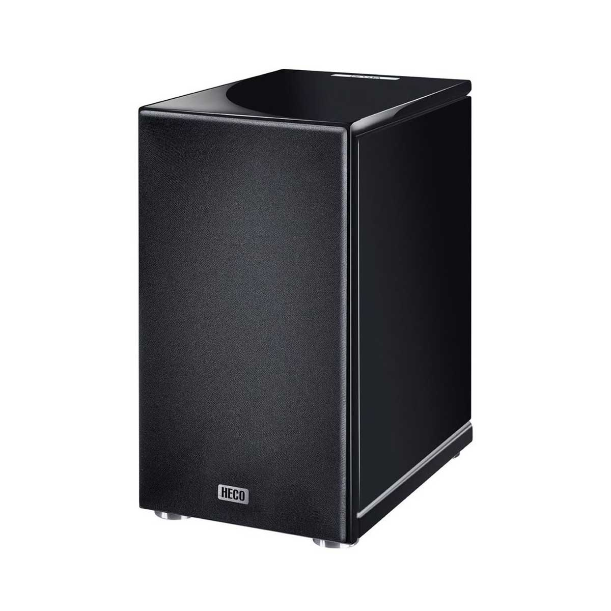 Ein schwarzer HECO-Subwoofer, ein schwarzer Würfel mit silberner Zierleiste.
