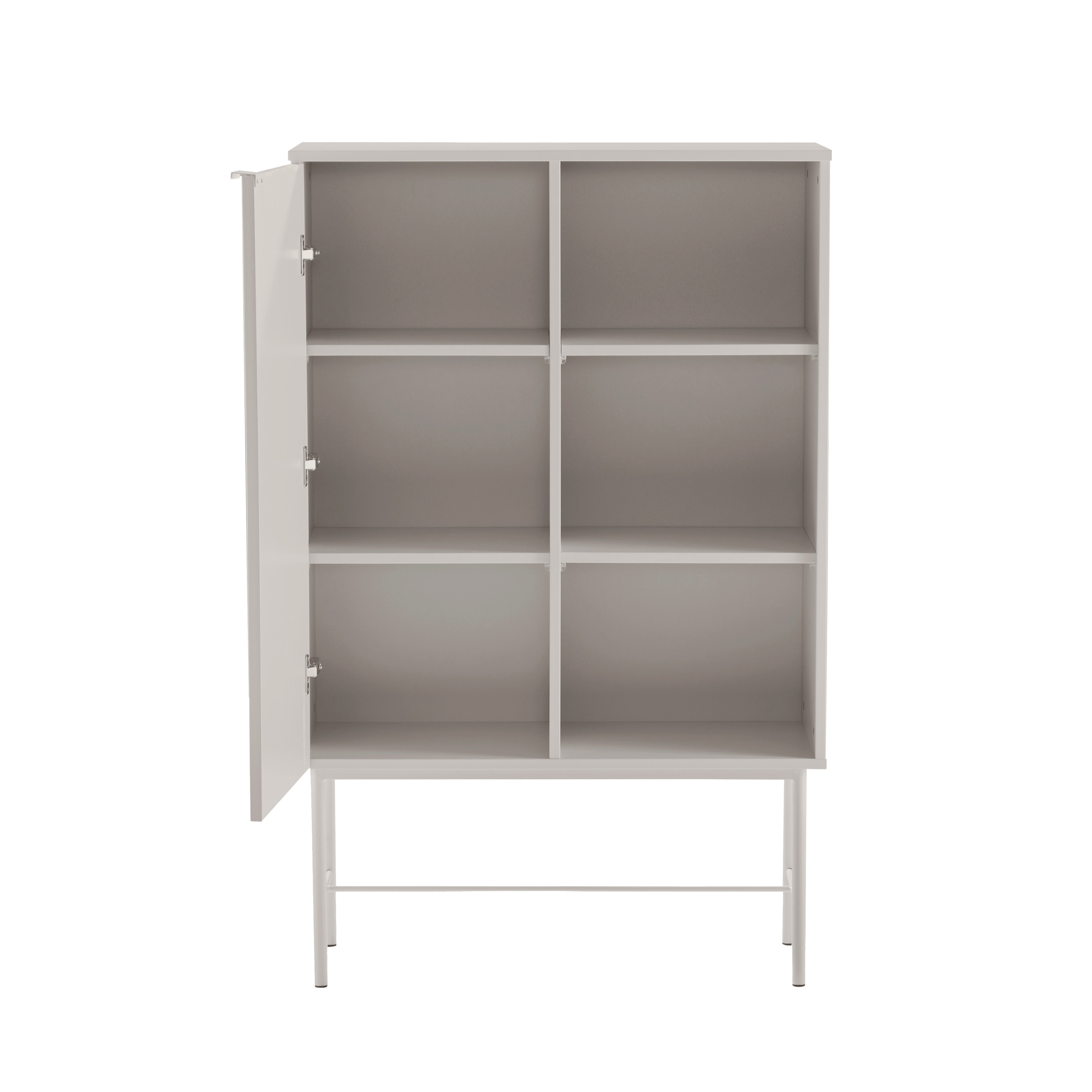 Ein weißer Schrank mit offener Tür, sechs Regalen und einem weißen Metallrahmen auf weißem Hintergrund.