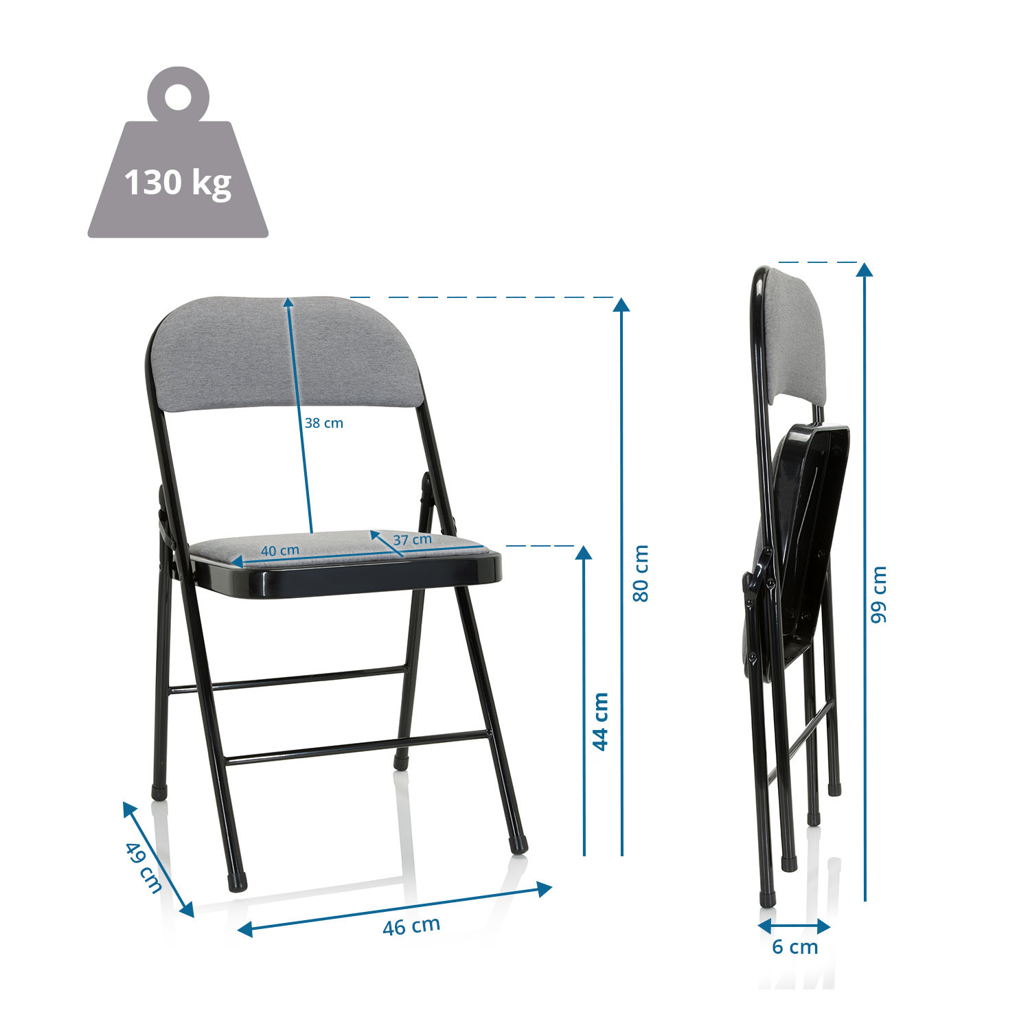Ein grauer Klappstuhl mit beschrifteten Abmessungen. Der Stuhl ist gefaltet und entfaltet.