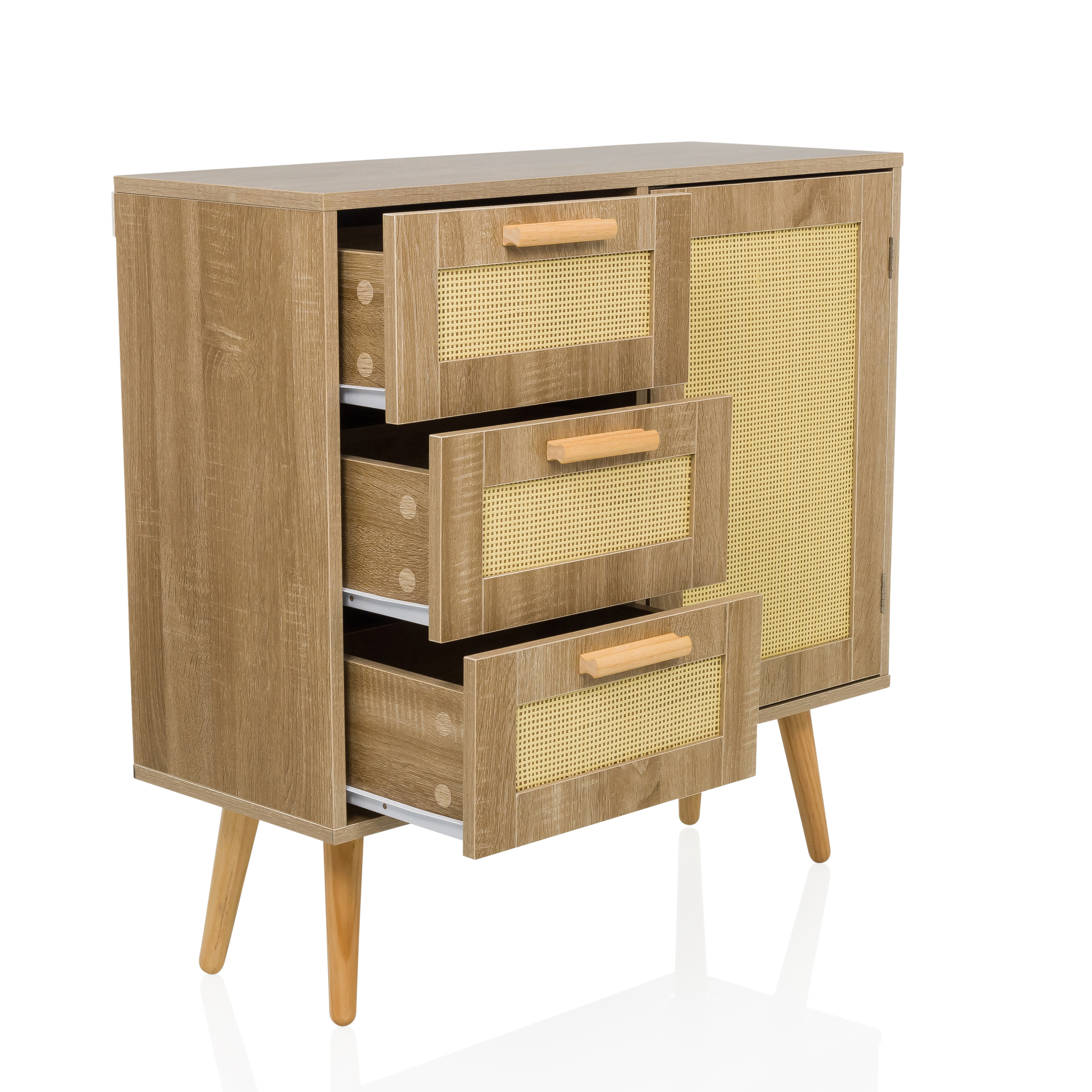 Holzschrank mit drei Schubladen und einer Tür, mit gewebten Rattanplatten auf schrägen Holzbeinen.