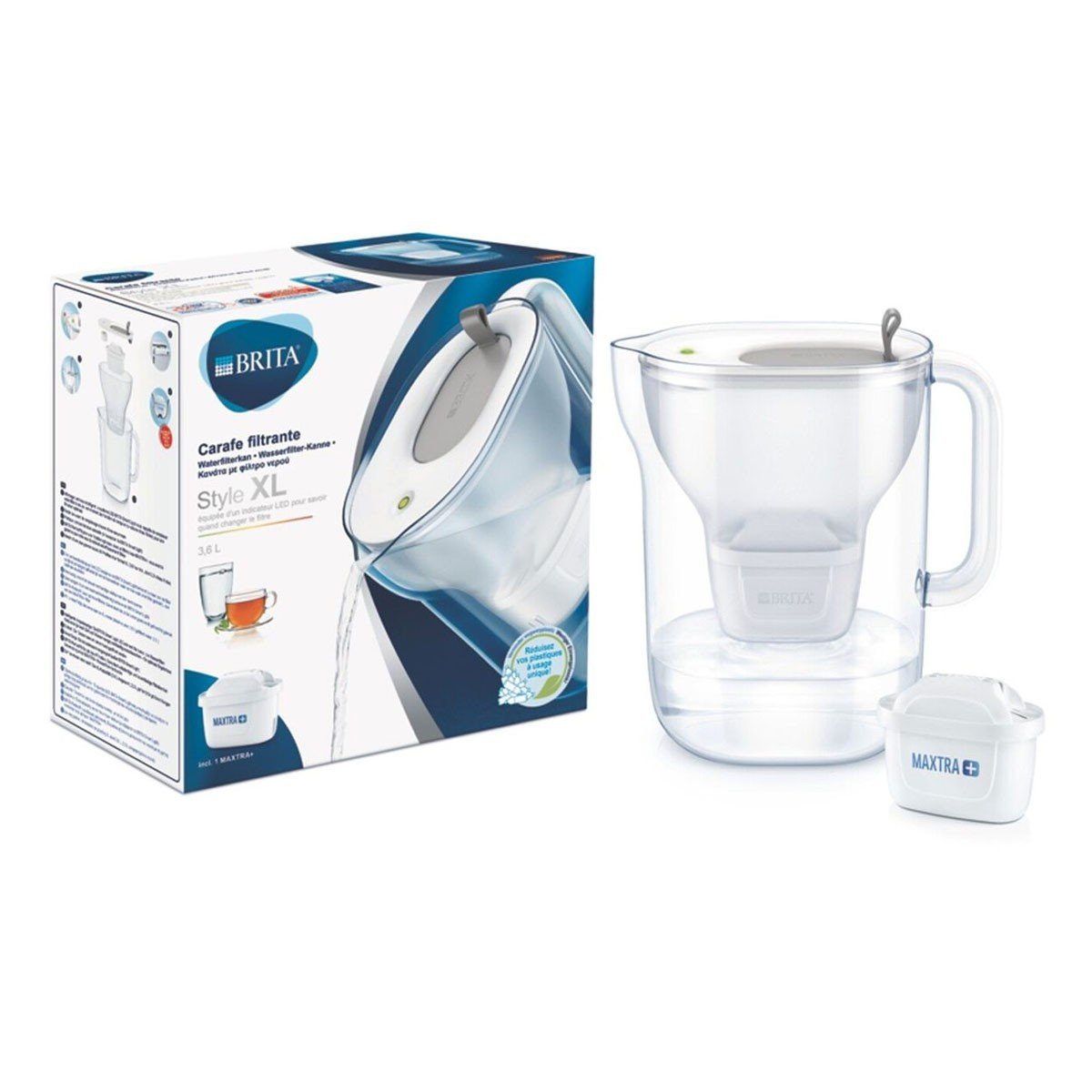 Dzbanek filtrujący Brita i pudełko z filtrem, biało-niebieskie, na białym tle.