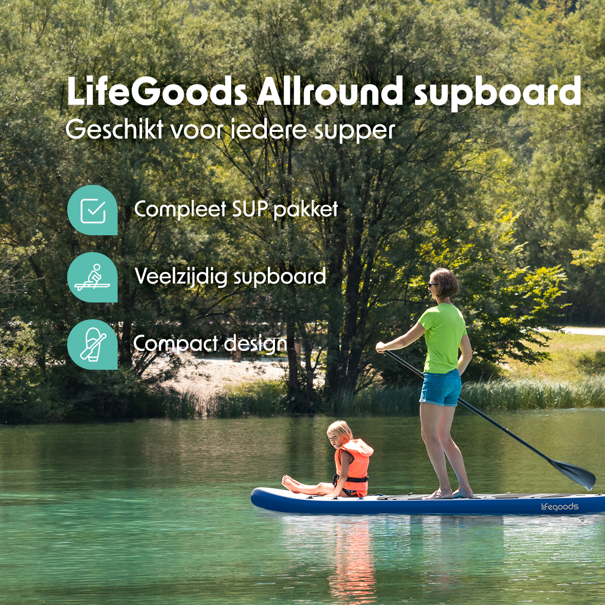 Een vrouw en kind aan het suppen op een meer. Bomen en groen gras op de achtergrond, met productbeschrijving.