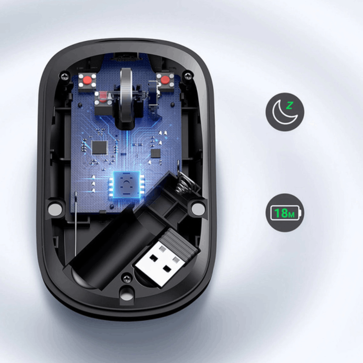 Schwarze kabellose Maus mit sichtbaren internen Komponenten. Batterie und USB-Empfänger werden gezeigt.