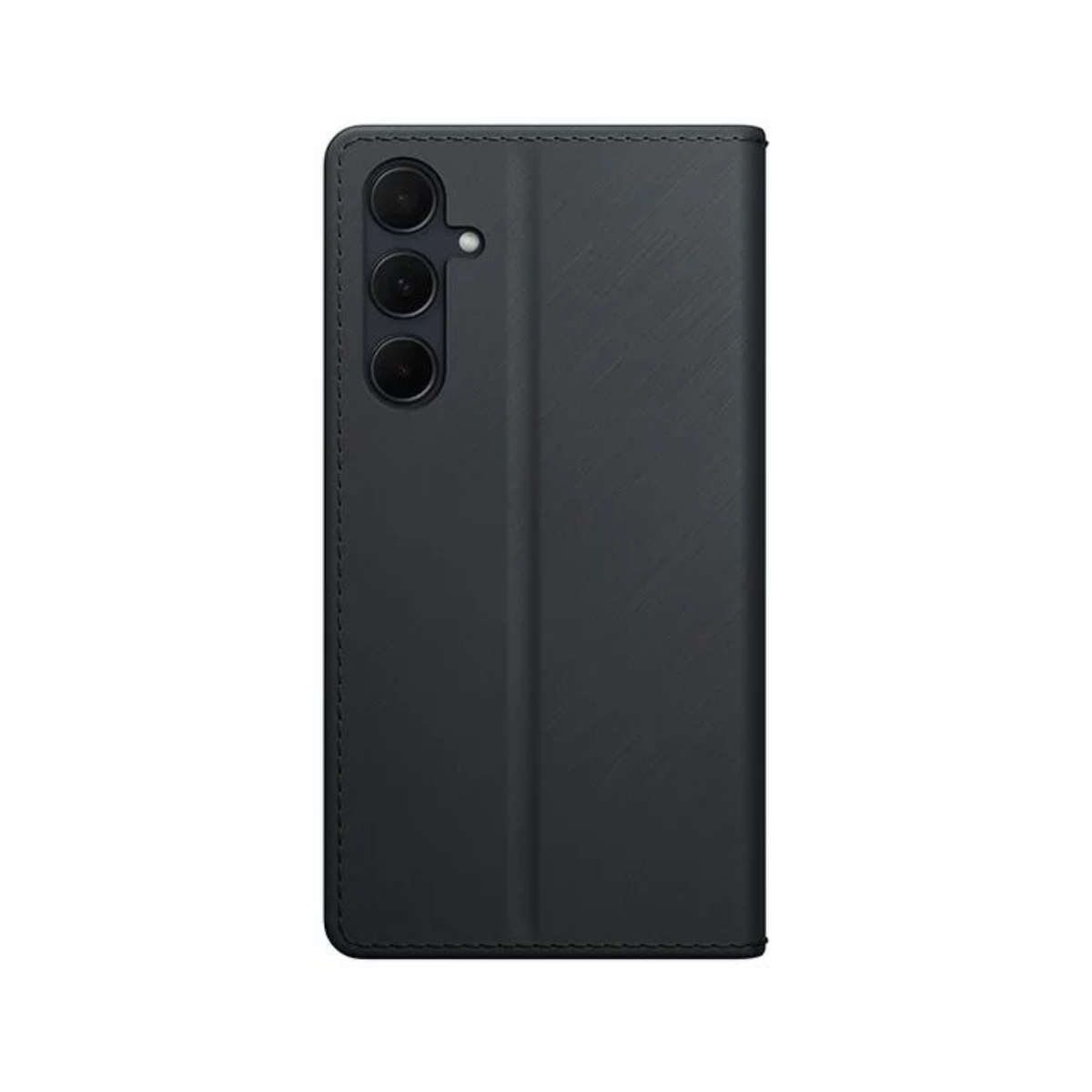 Zamknięte, czarne etui na telefon z widocznym telefonem, trzema obiektywami kamery.