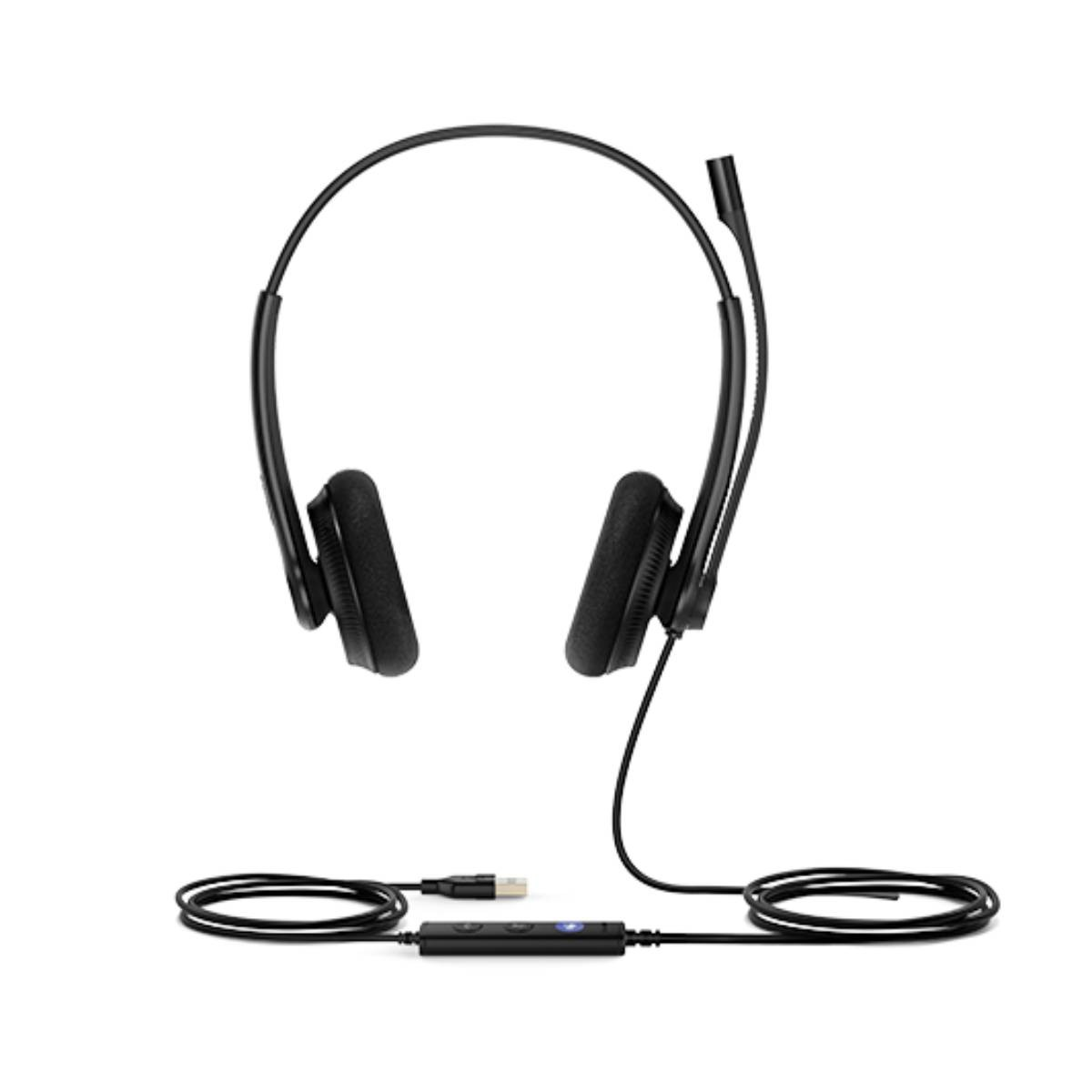 Schwarzes Headset mit Bügelmikrofon und USB-Anschluss.