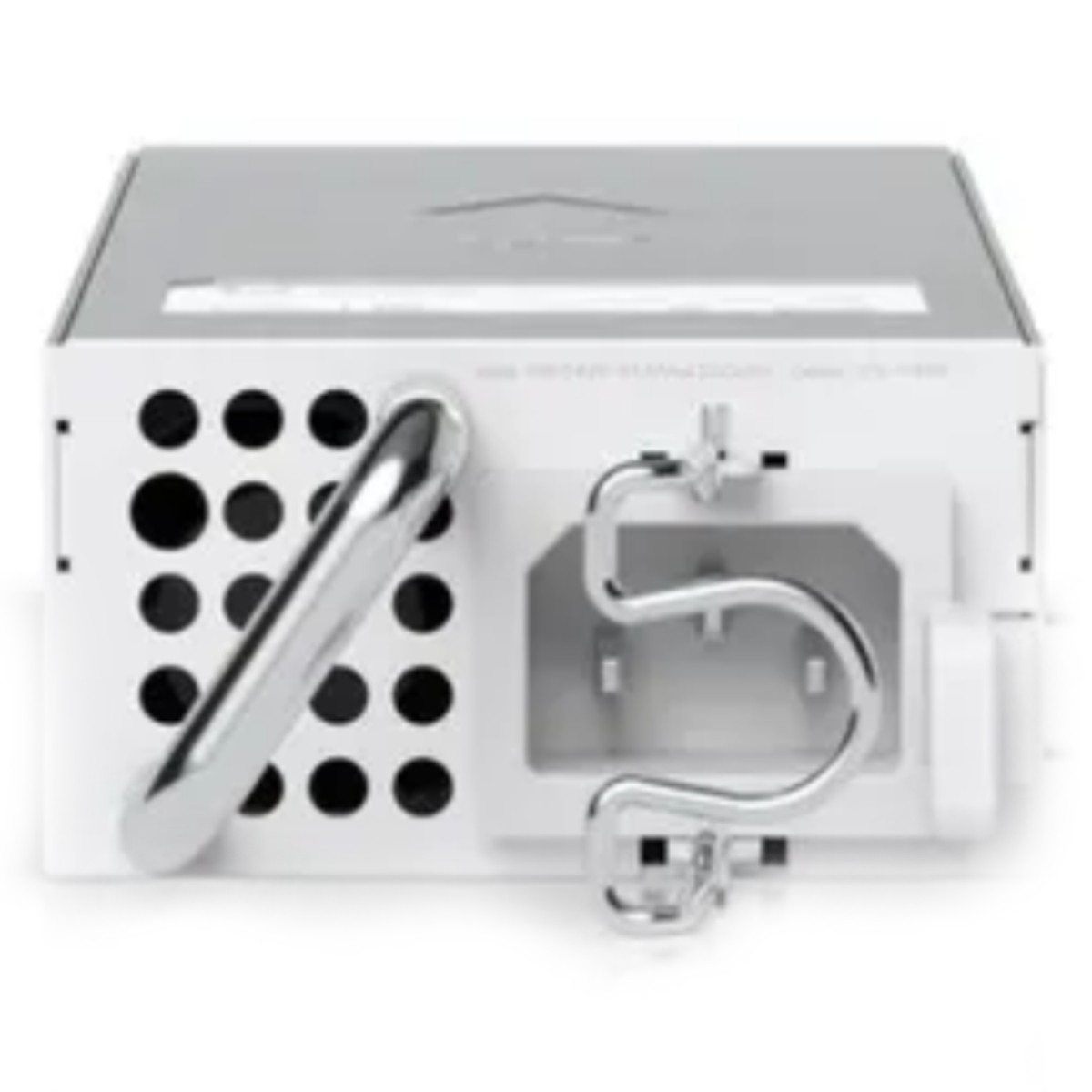 Białe urządzenie z otworami i uchwytem. Metalowy element na końcu. Widok z tyłu.