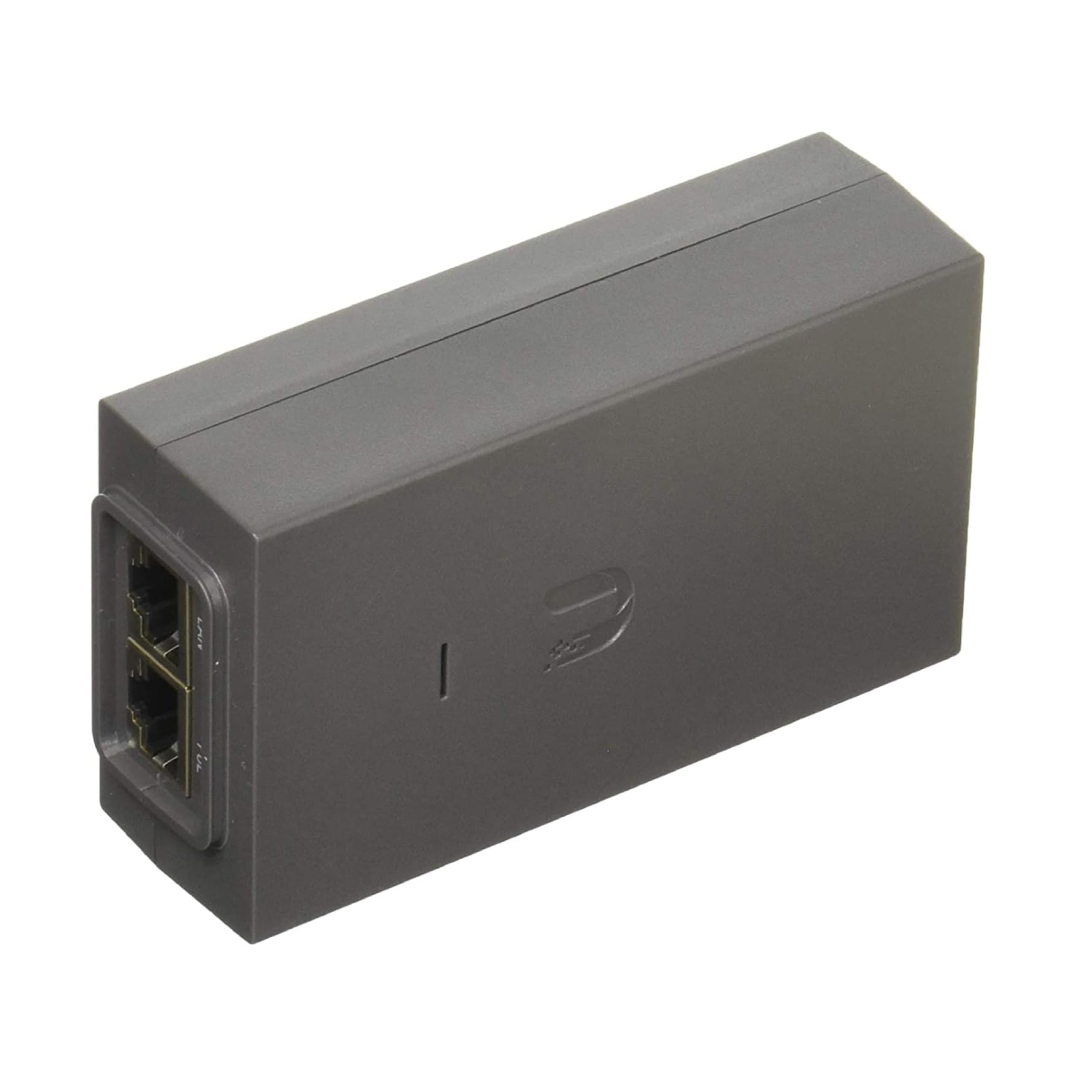 Adattatore di alimentazione rettangolare grigio con porte Ethernet. Sfondo bianco.