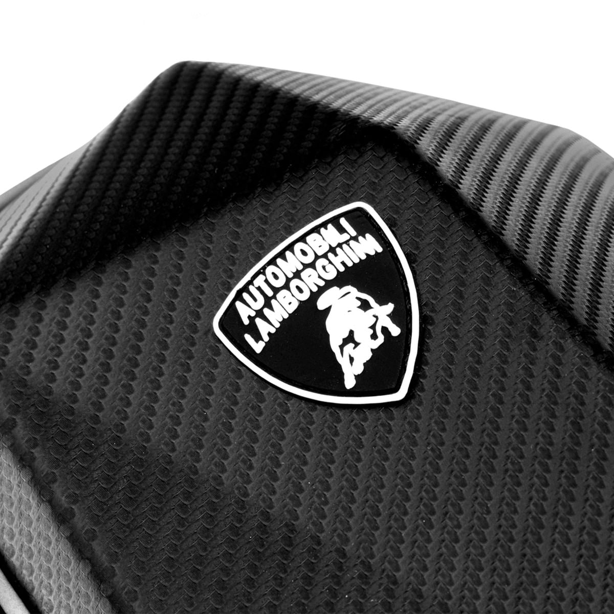 Primo piano del logo Lamborghini su una borsa da bici nera.