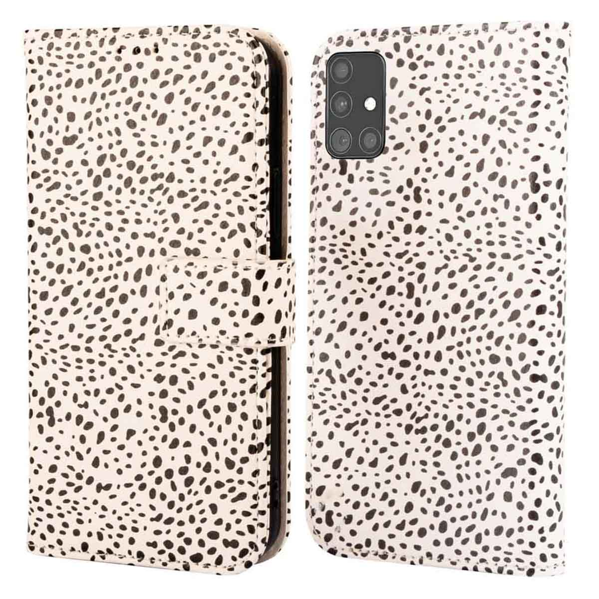 Telefoonportemonnee open en dicht met zwart-witte dalmatiërprint op de cover.