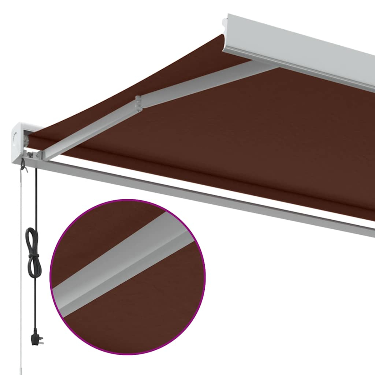 Primo piano di una tenda da sole con tessuto marrone. Mostra il telaio bianco e il dettaglio del tessuto.