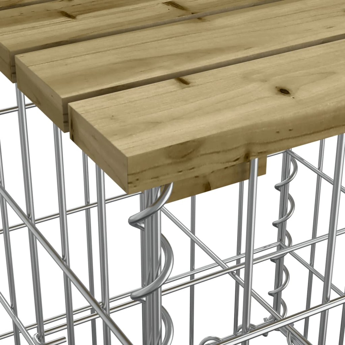 Nahaufnahme einer Metallgitterstruktur mit Holzaufsatz. Der Draht ist silber und das Holz hell.
