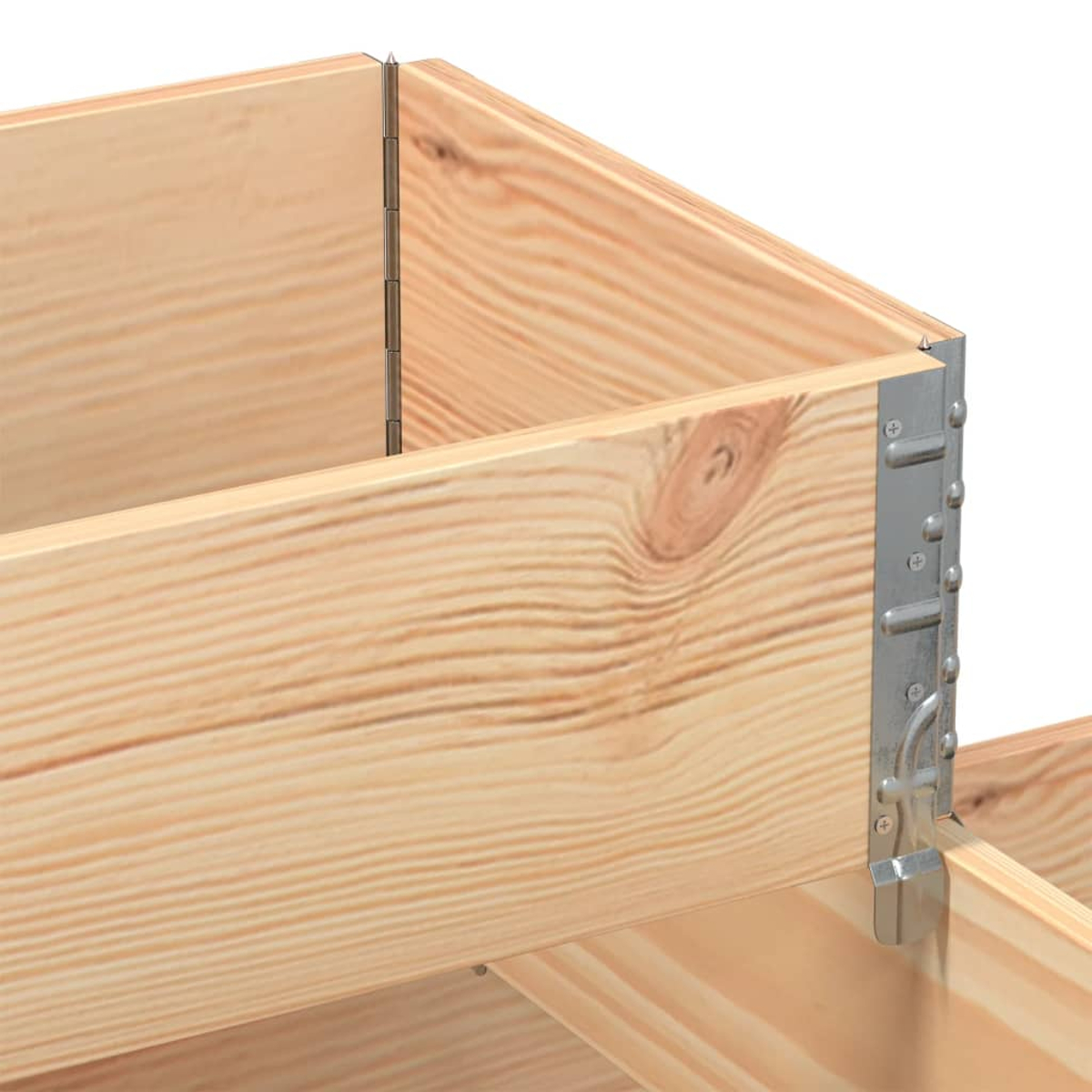 Nahaufnahme eines Holzpflanzkübels mit Metallverbindern. Holzmaserung und Verbinder sichtbar.