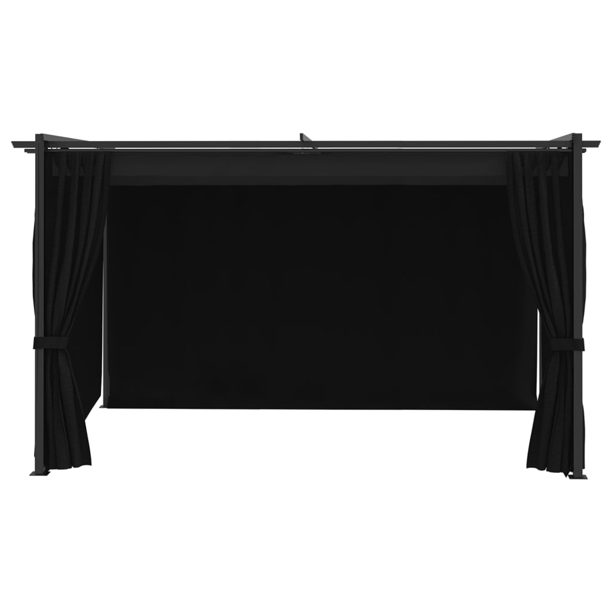 Eine Pergola mit schwarzen Vorhängen. Die Vorhänge sind zugezogen und spenden vollen Schatten.