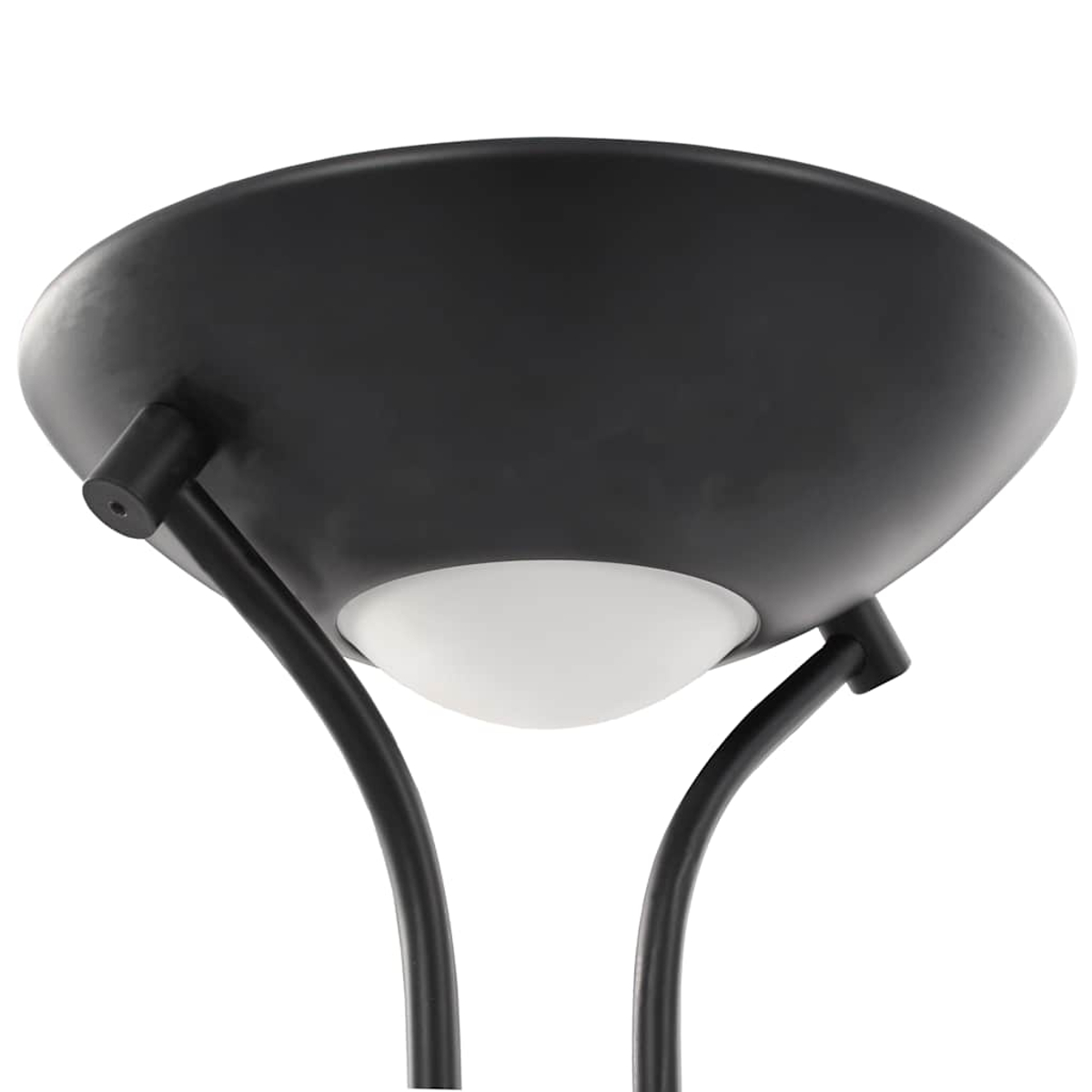 Nahaufnahme des Kopfes einer schwarzen Stehlampe. Sie hat eine große, umgekehrte Schale und ein kleineres Licht darunter.