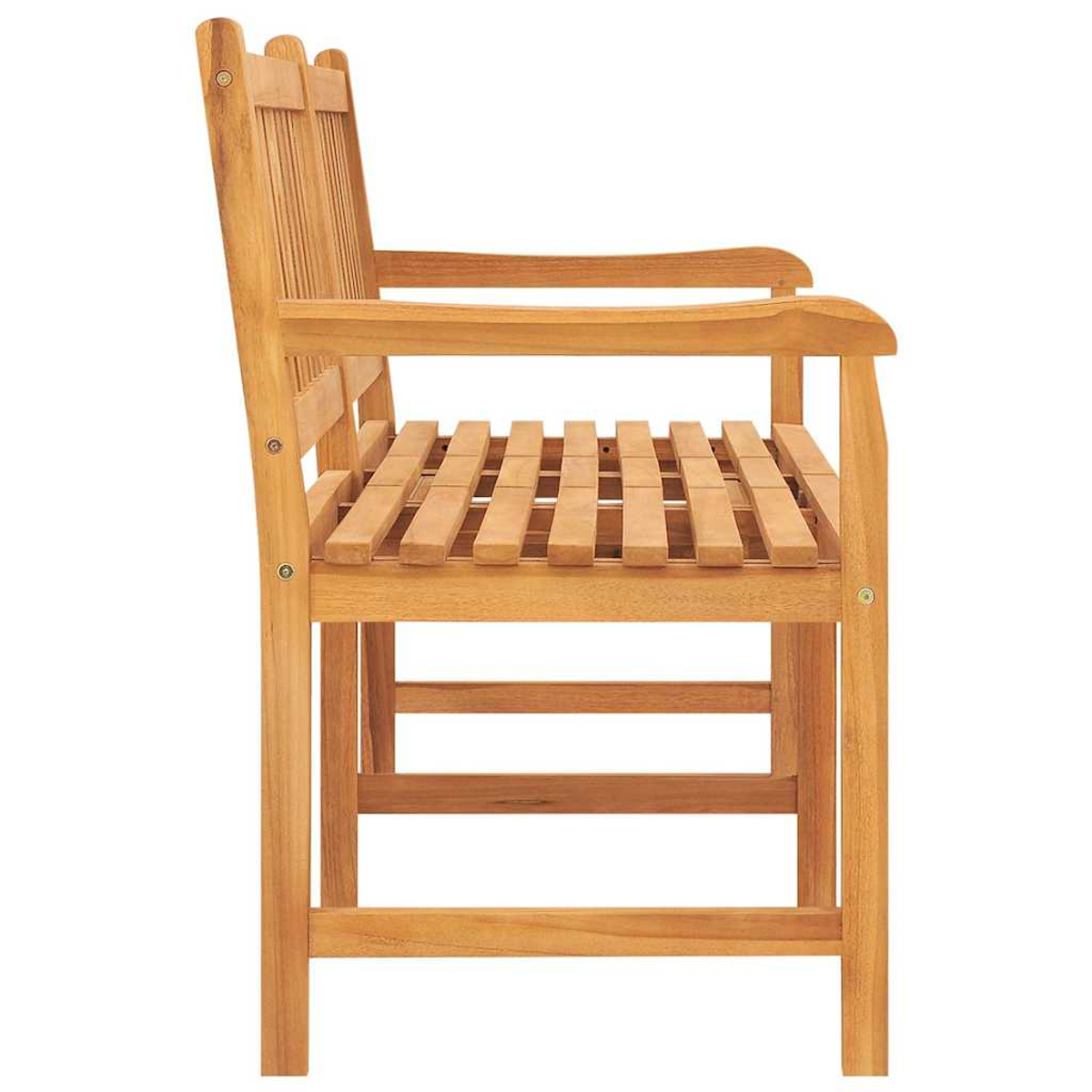 Seitenansicht einer Holzbank. Sie hat eine Sitzfläche und Rückenlehne mit Lamellen, mit Armlehnen.