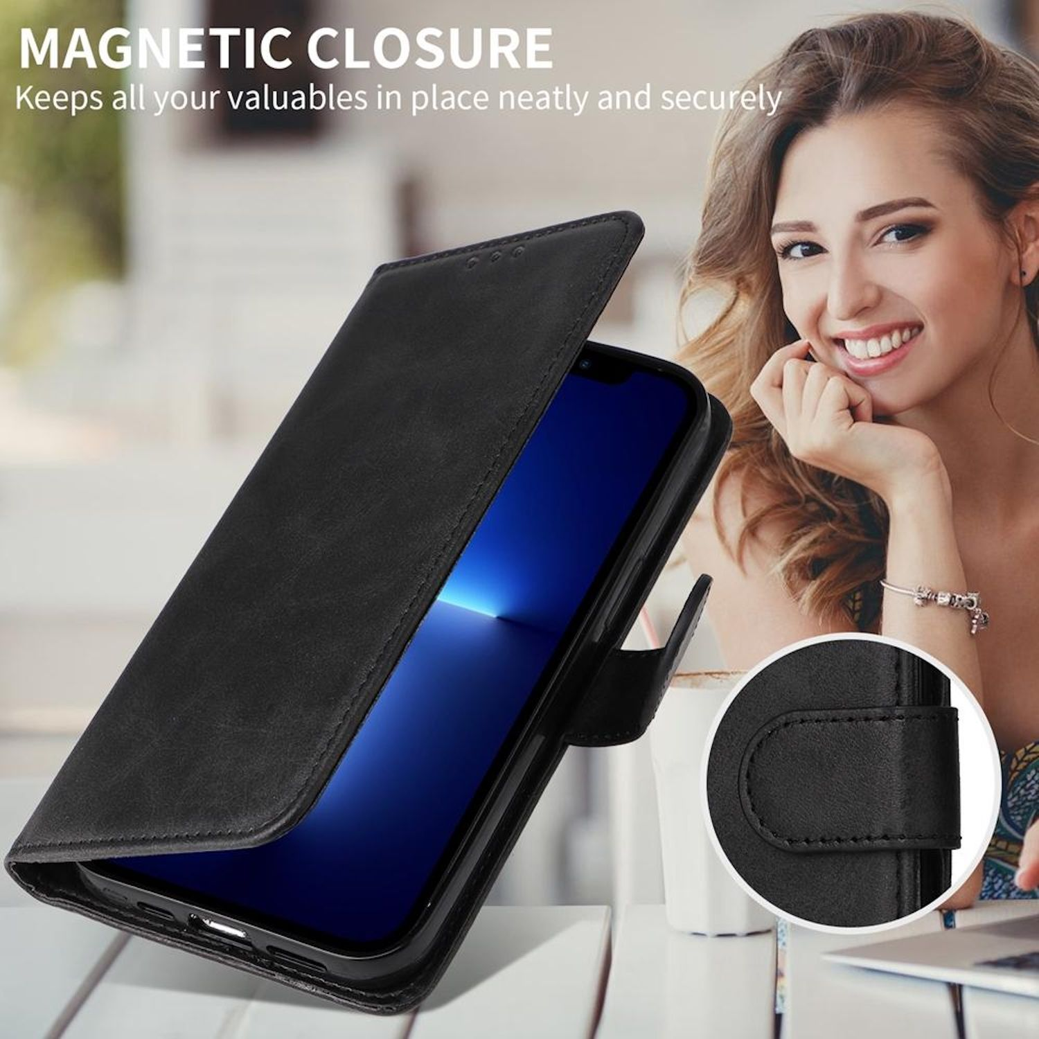 Frau mit Telefon in schwarzem Etui mit Magnetverschluss.