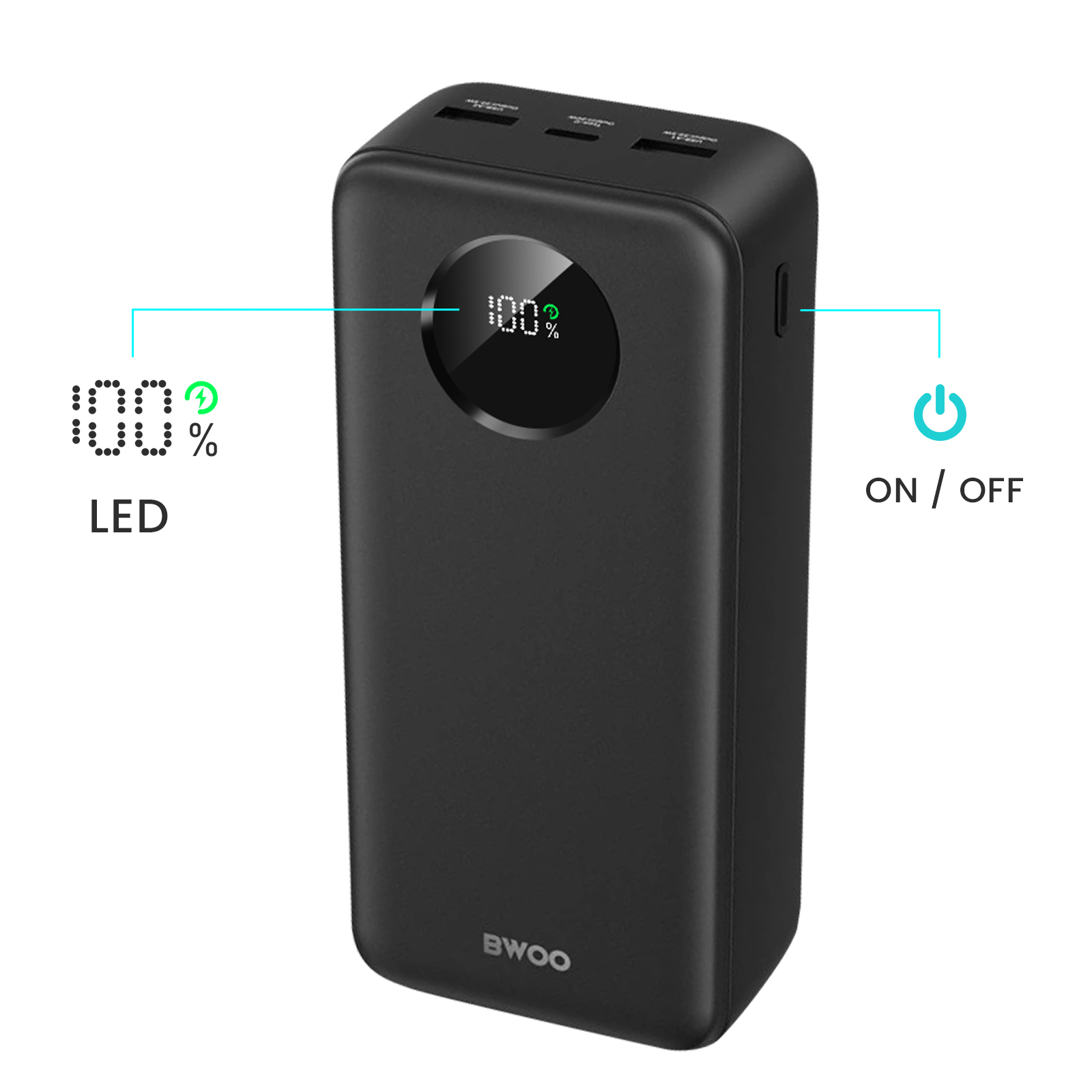 Schwarze Powerbank mit LED-Anzeige, die 100% anzeigt. Ein/Aus-Taste. Weißer Hintergrund.