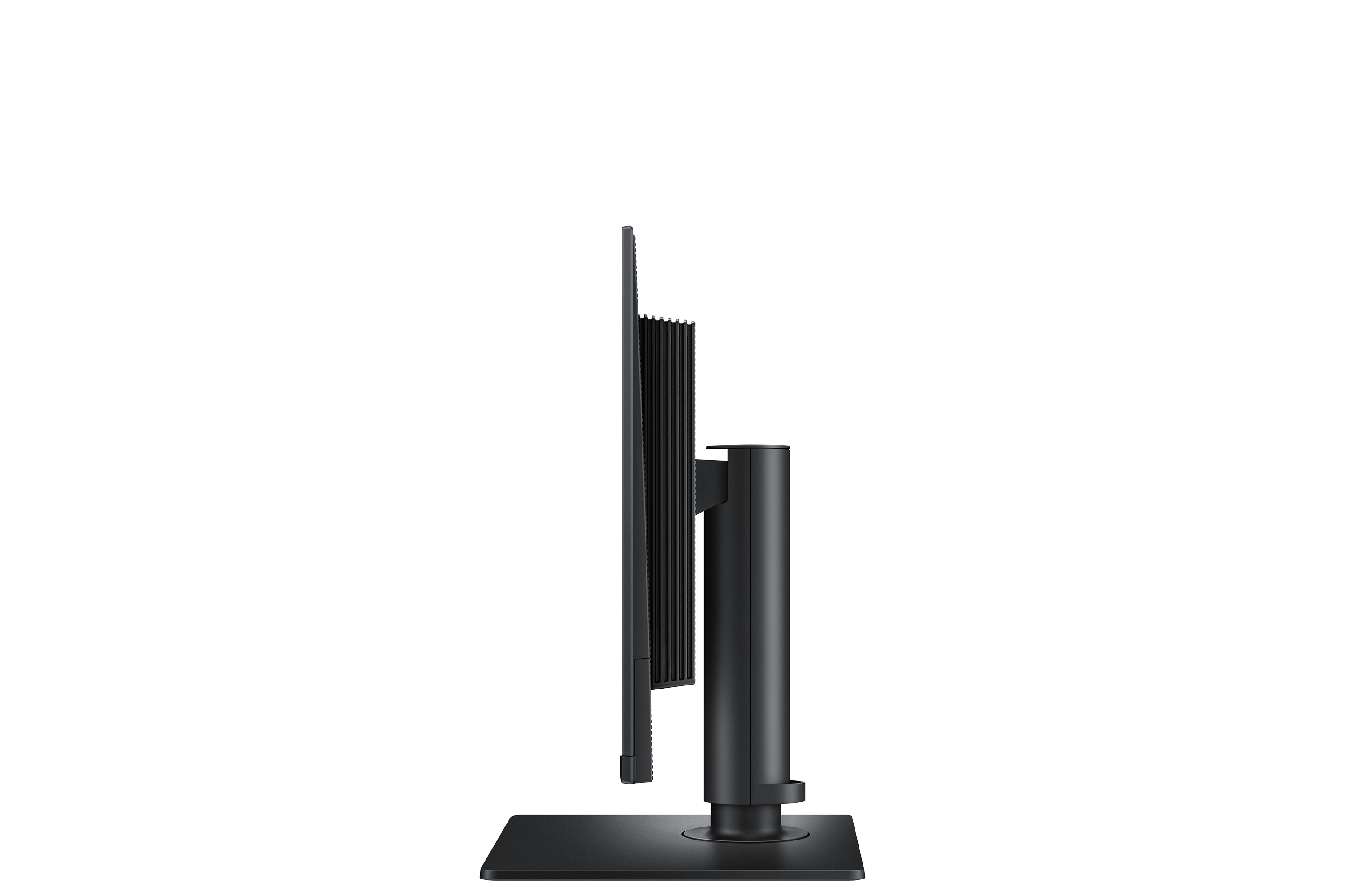 Czarny monitor komputera. Ekran jest ciemny, a monitor stoi na czarnej podstawie. Widok z boku.