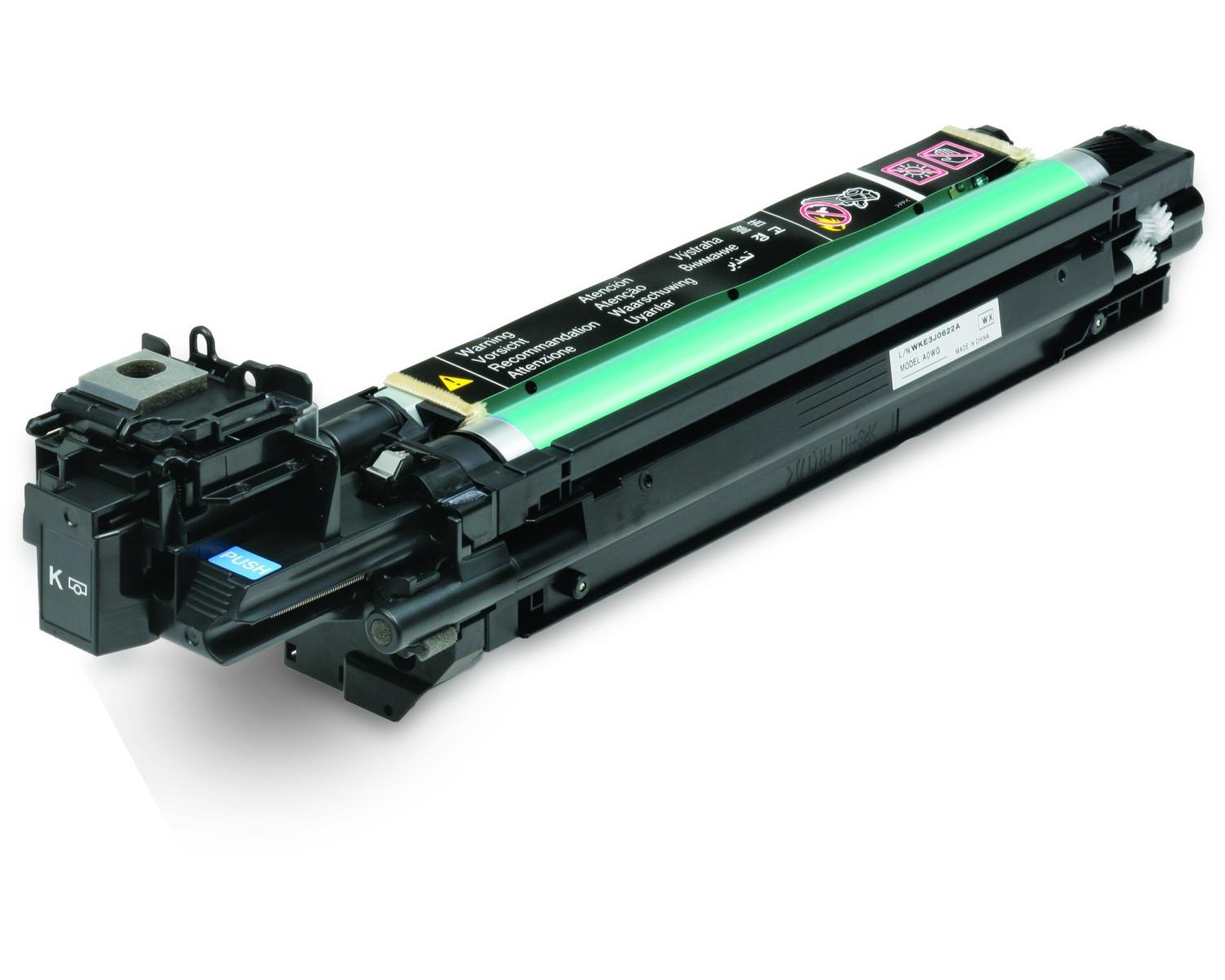 Cartuccia toner nera e verde. Ha un cilindro verde all'interno. Lo sfondo è bianco.