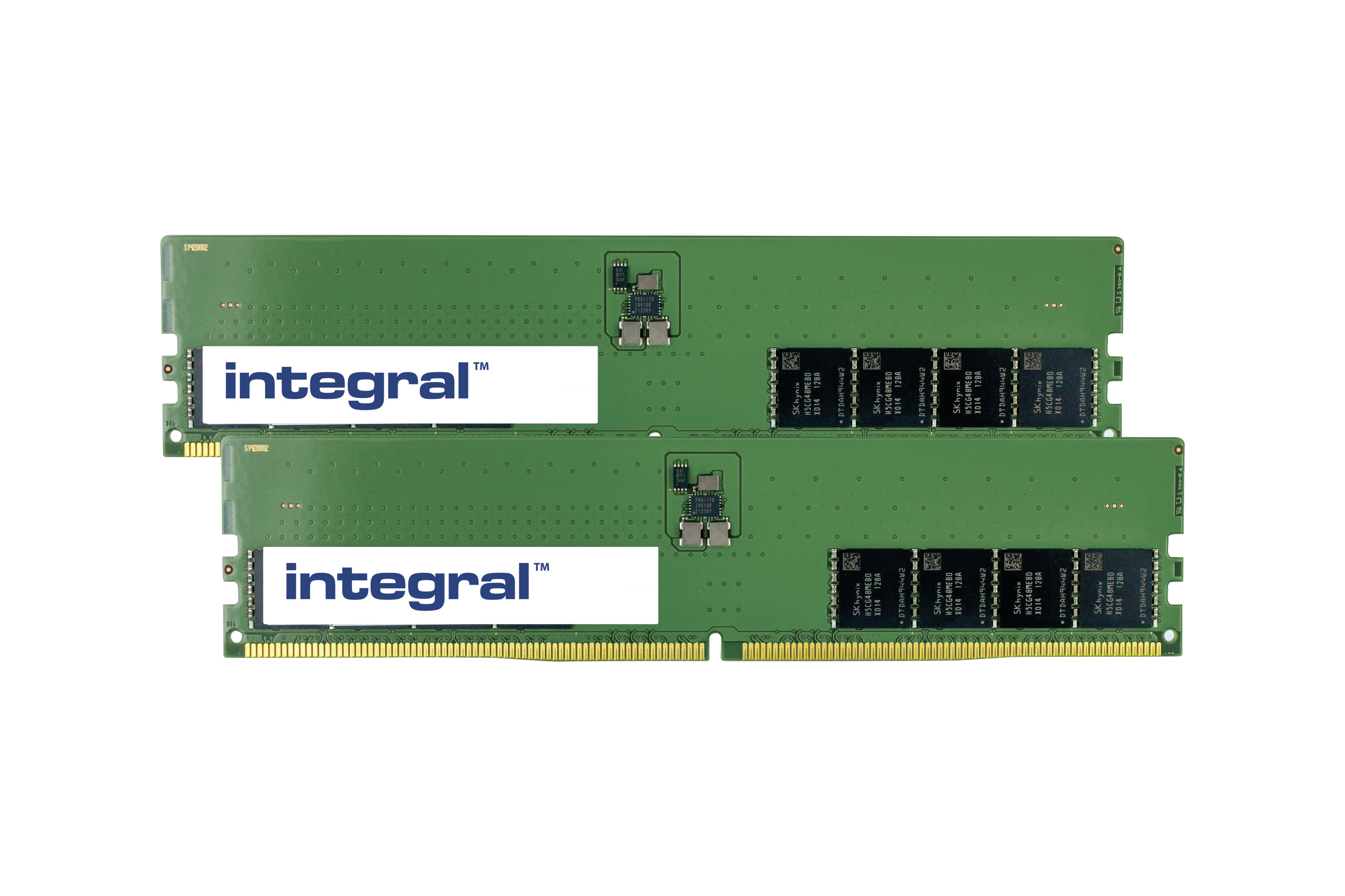 Due moduli di memoria RAM verdi con marchio 'integral' su sfondo bianco.