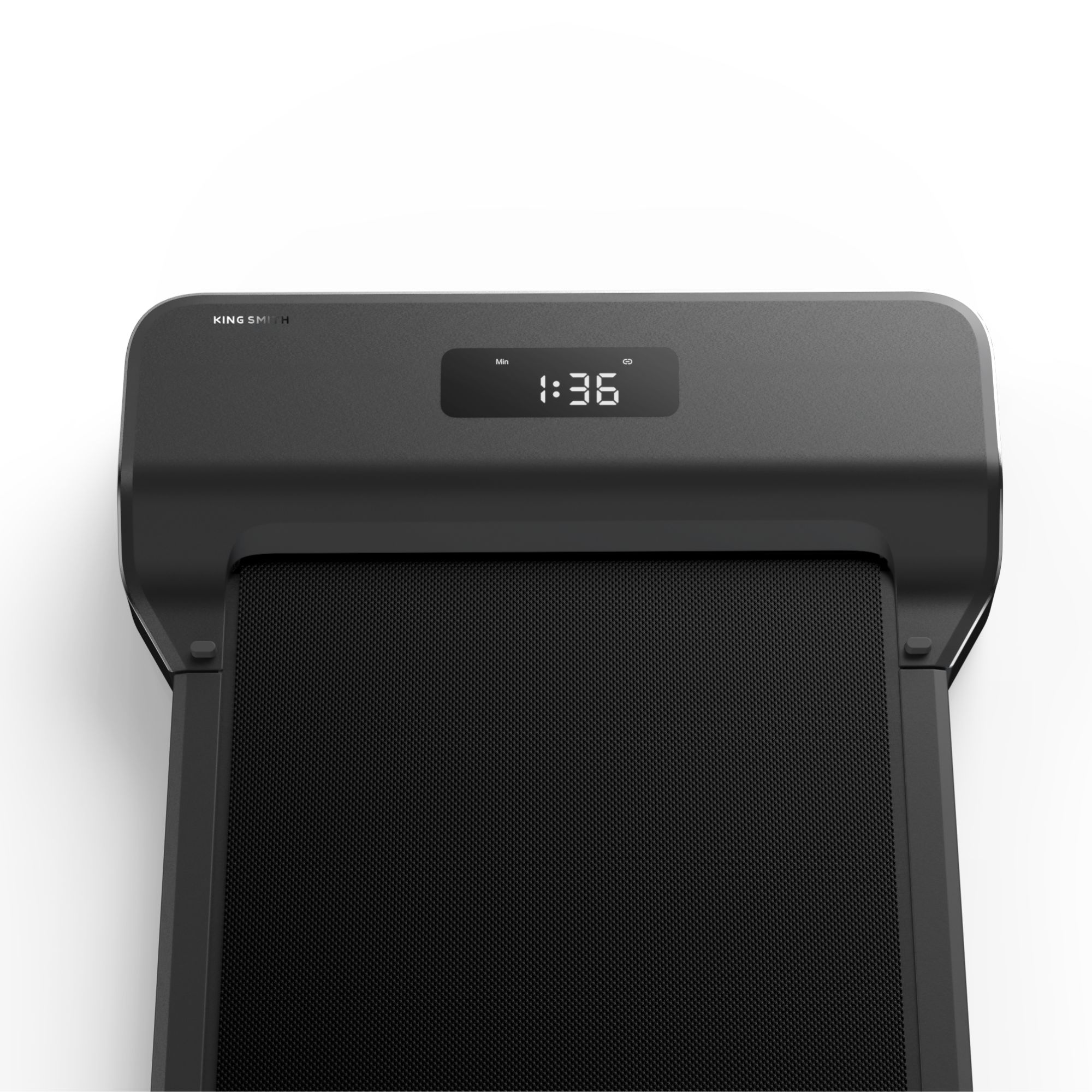 Cinta de correr negra con pantalla digital, que muestra 1:36. La marca es KING SMITH.