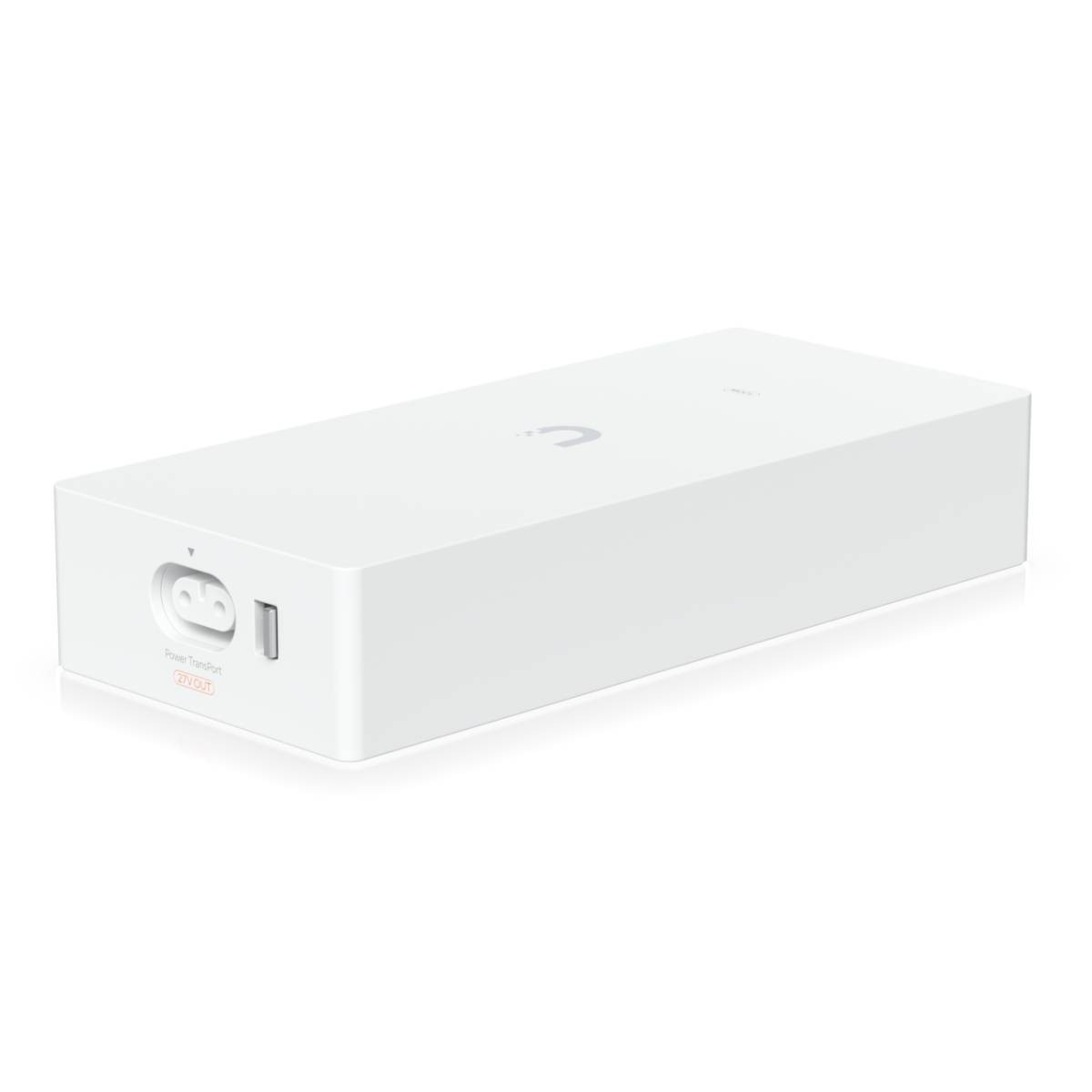 Biała wtyczka zasilacza z wtyczką. Tło jest białe.