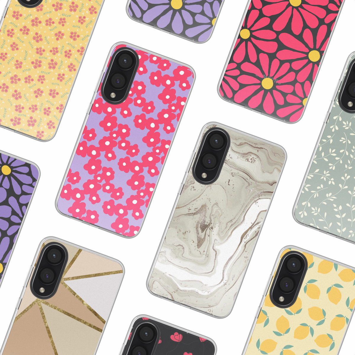 Array van telefoonhoesjes met diverse patronen: madeliefjes, bloemen, marmer en geometrische ontwerpen. Alle hoesjes hebben camera's.