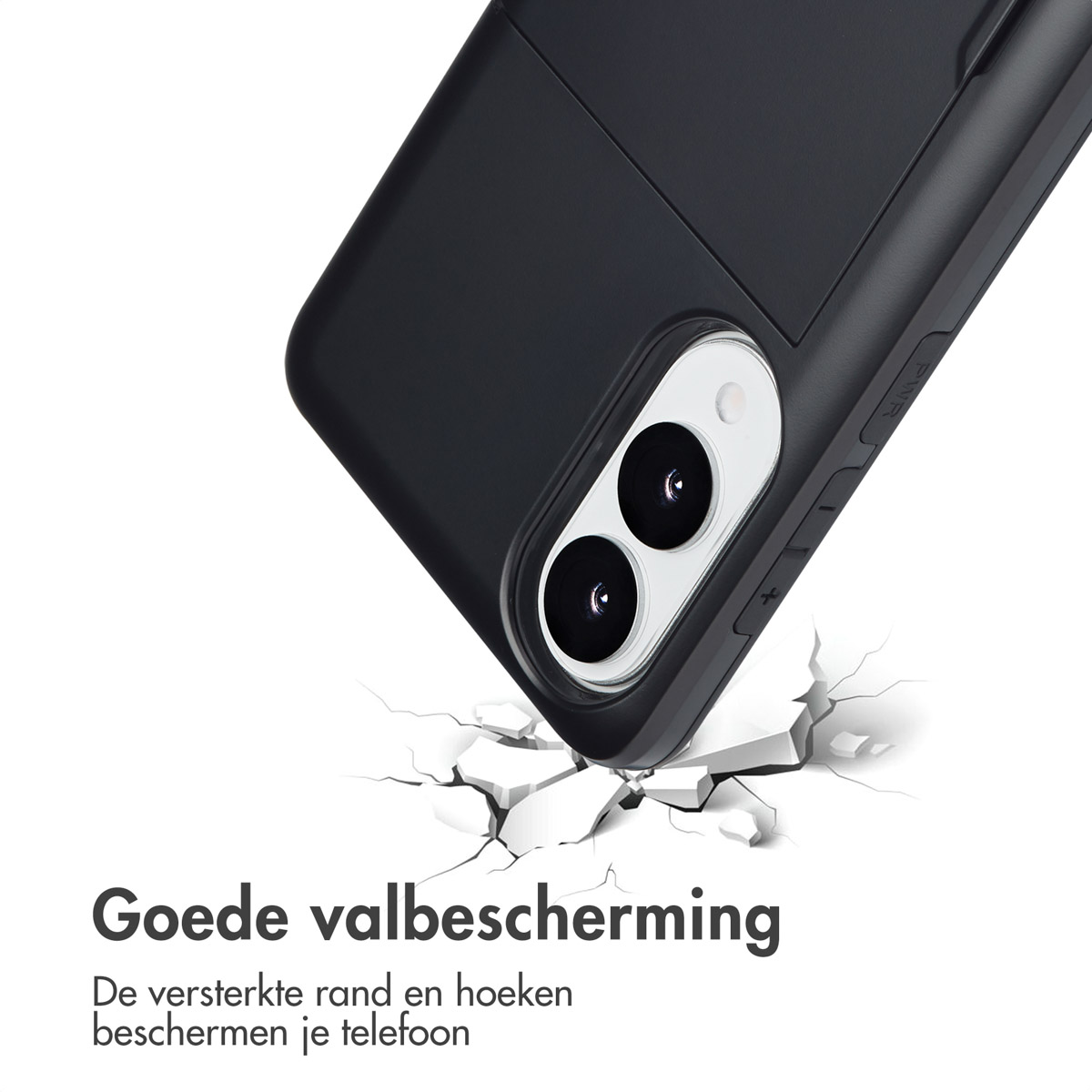 Un téléphone dans un étui noir avec un écran cassé. Texte : Bonne protection contre les chutes.
