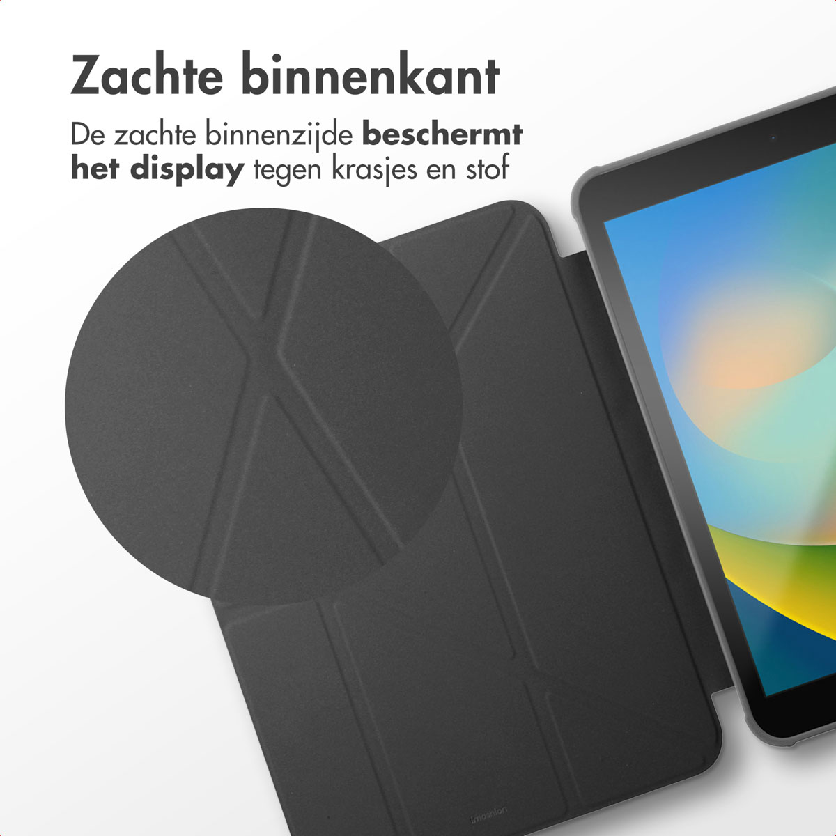 Étui de tablette noir avec gros plan sur l'intérieur doux, protégeant l'écran.