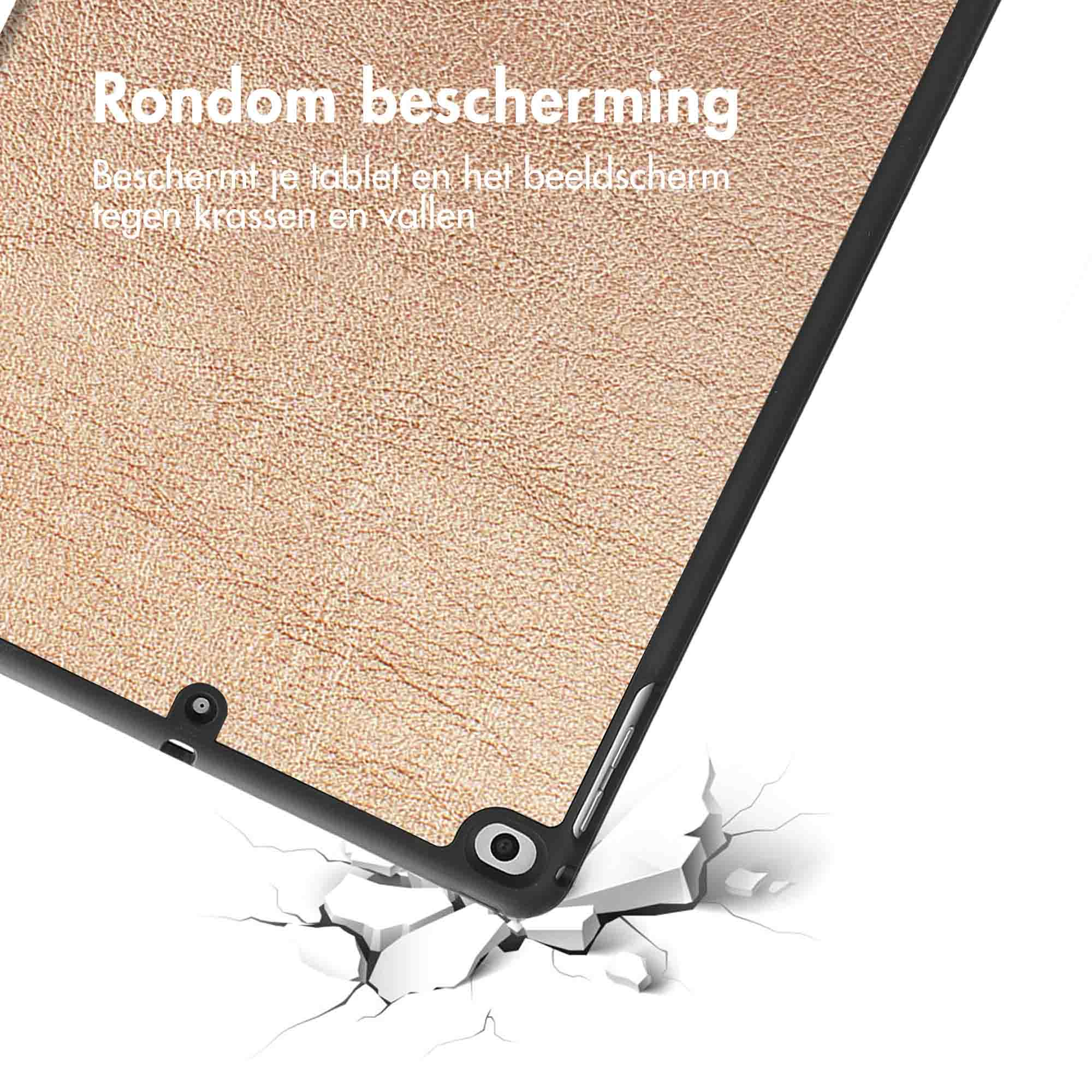 Tablet con custodia, protezione dagli urti. La custodia ha una texture simile alla pelle, ad angolo.