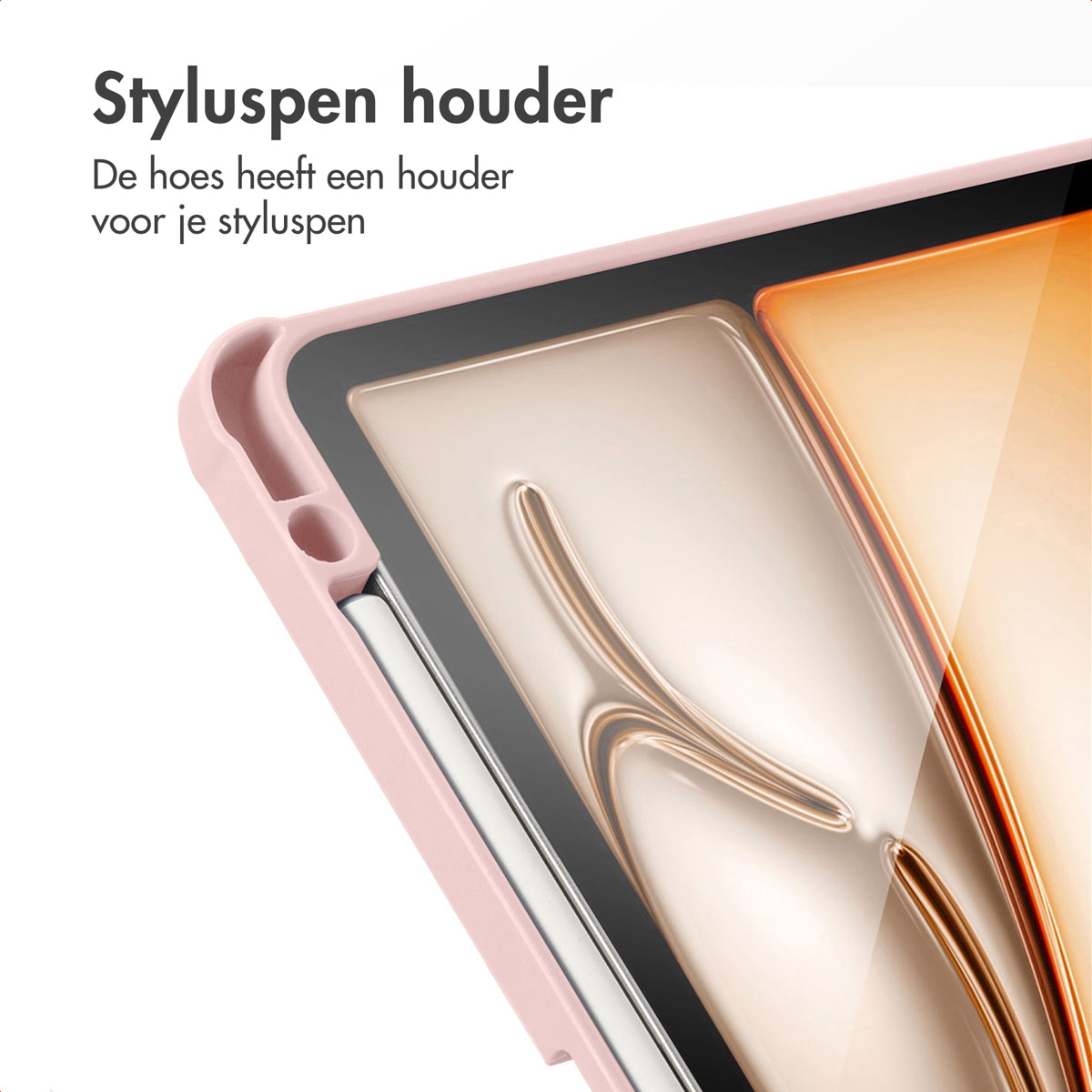Coque de téléphone rose avec porte-stylo. Le téléphone est dans l'étui. Gros plan.