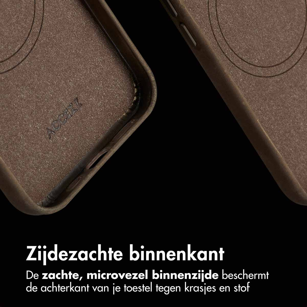 Close-up van de binnenkant van een bruine telefoonhoes. De tekst zegt: Zachte binnenkant.