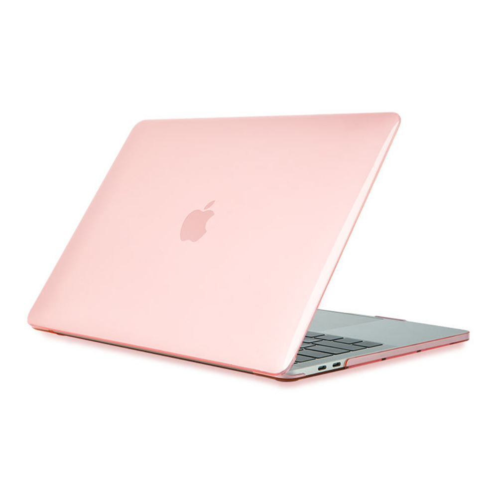 Rosa Macbook Laptop. Apple-Logo auf dem Deckel. Geöffnet und abgewinkelt auf weißer Oberfläche.