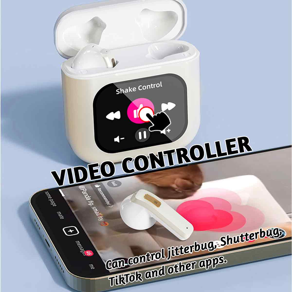 Ohrhörer in einem weißen Ladecase mit einem Finger, der den Play-Button auf einem Telefonbildschirm berührt.