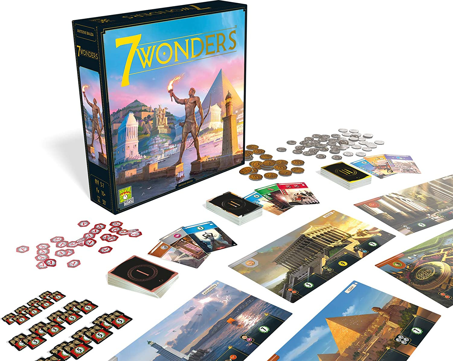 Brettspiel 7 Wonders. Spielbox, Karten und Spielsteine liegen auf einem Tisch.