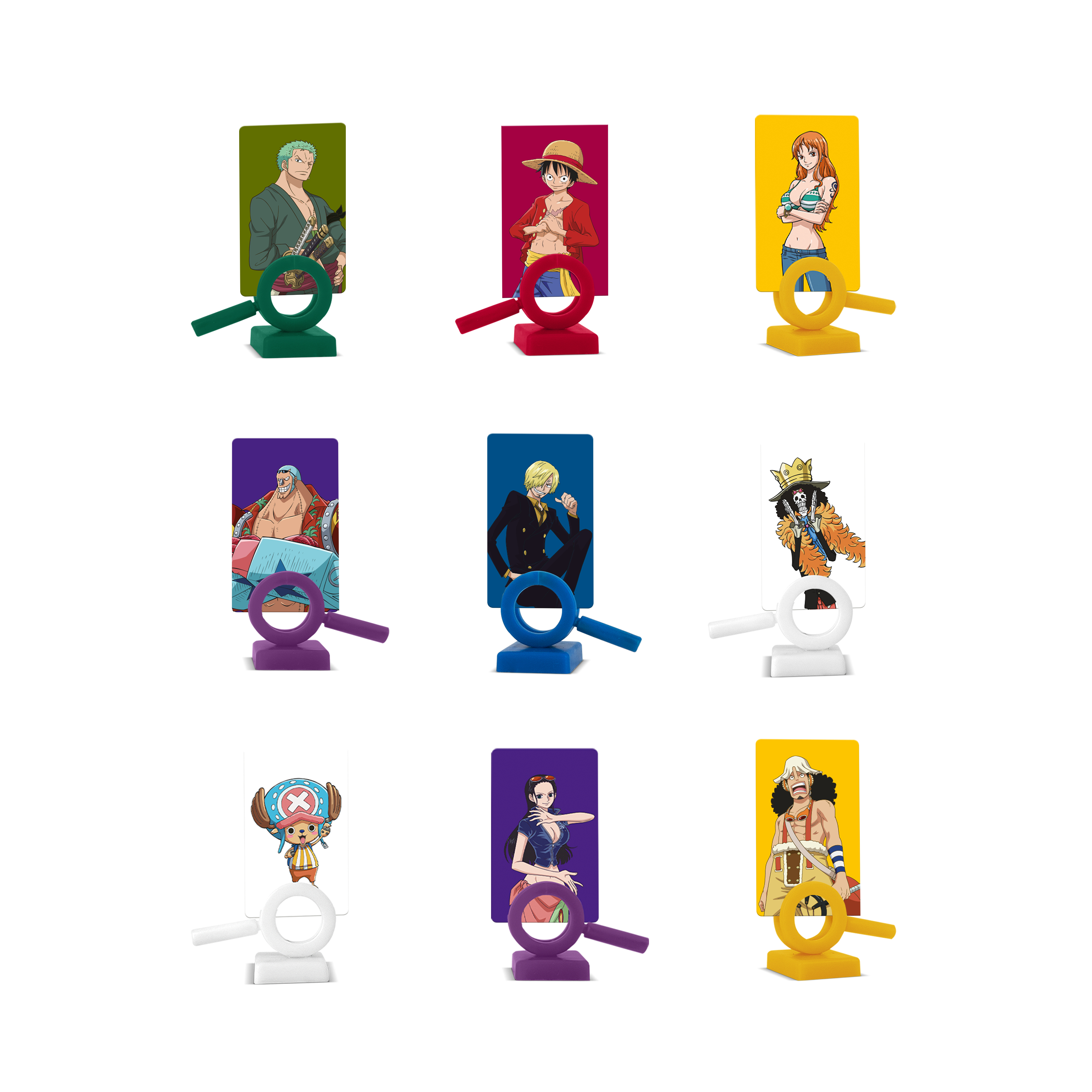 Negen karakterkaarten van One Piece, elk vastgehouden door een witte standaard met een vergrootglas.