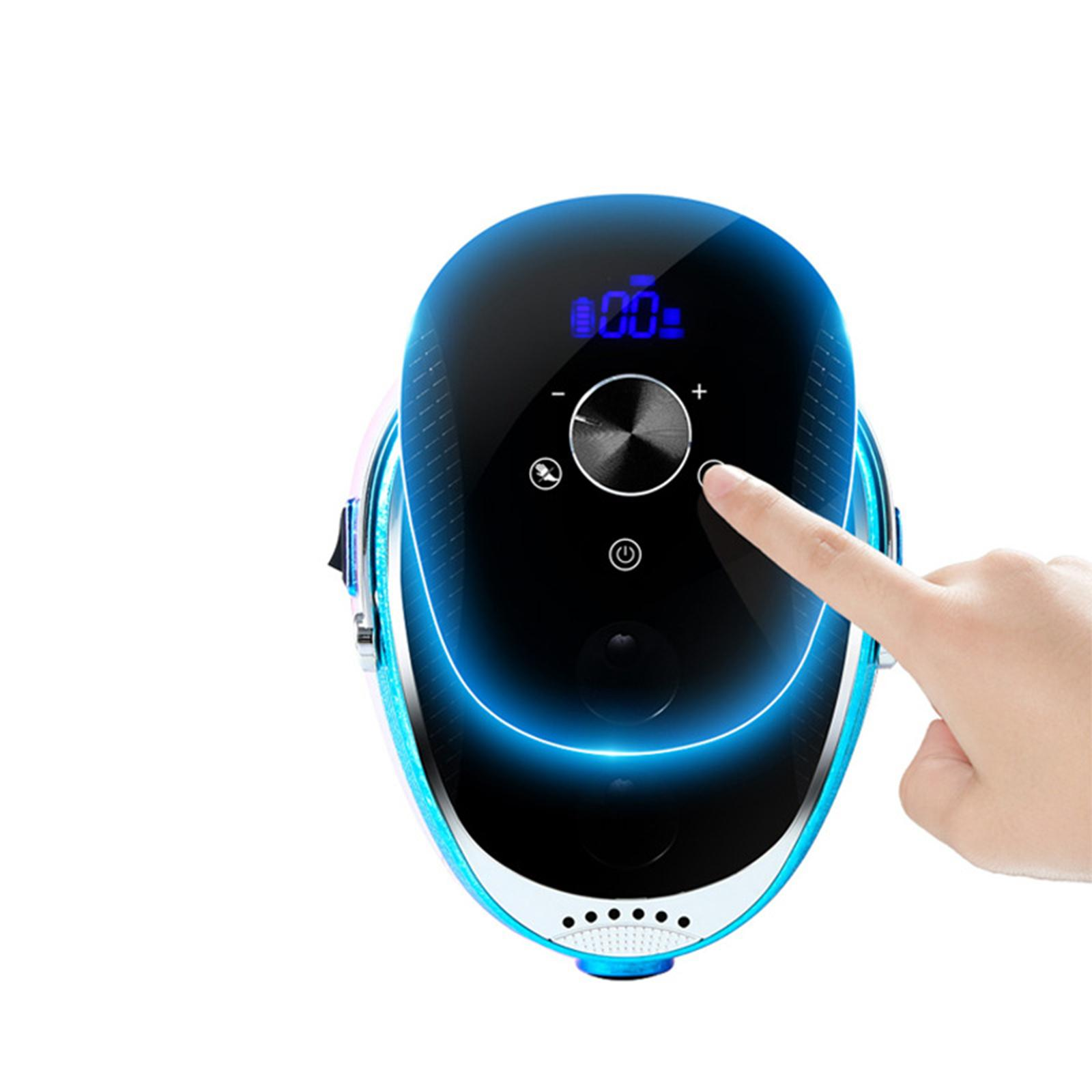 Eine Nagelmaschine mit Touchscreen. Ein Finger drückt eine Taste. Die Maschine leuchtet.