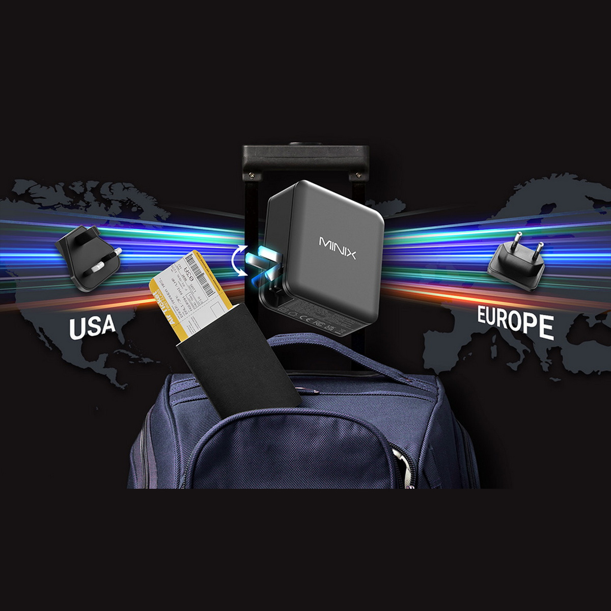 Immagine a tema viaggio con caricatore Minix, passaporto e prese per USA ed Europa.