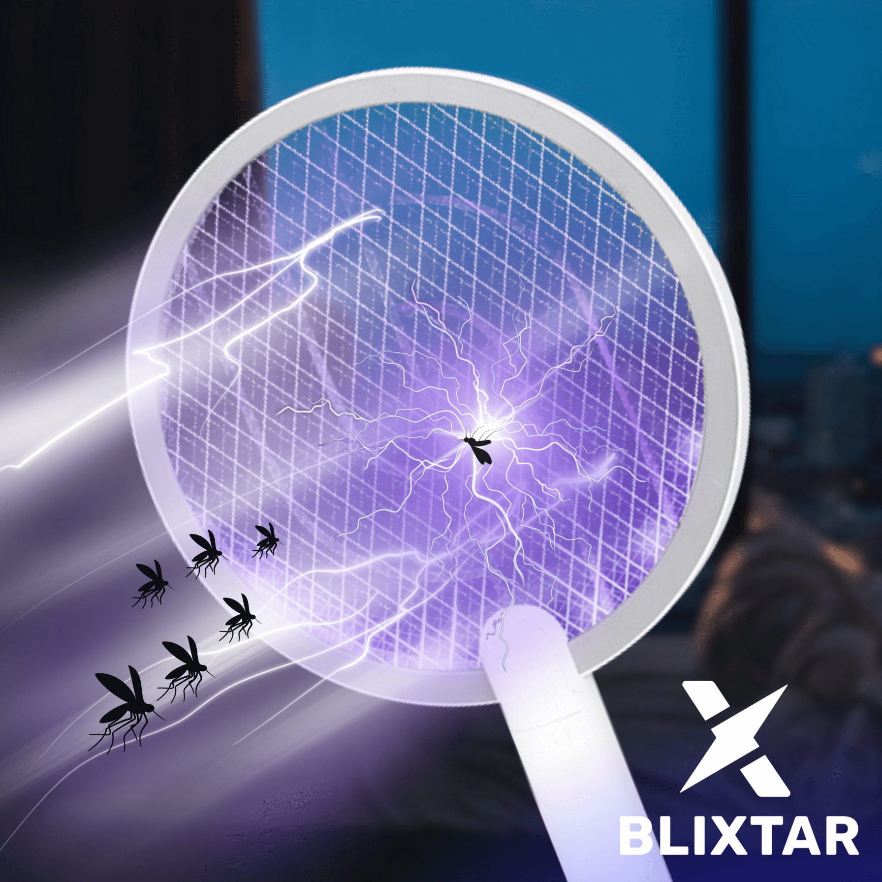 Elektryczna packa na muchy razi muchę piorunem, inne muchy w tle.