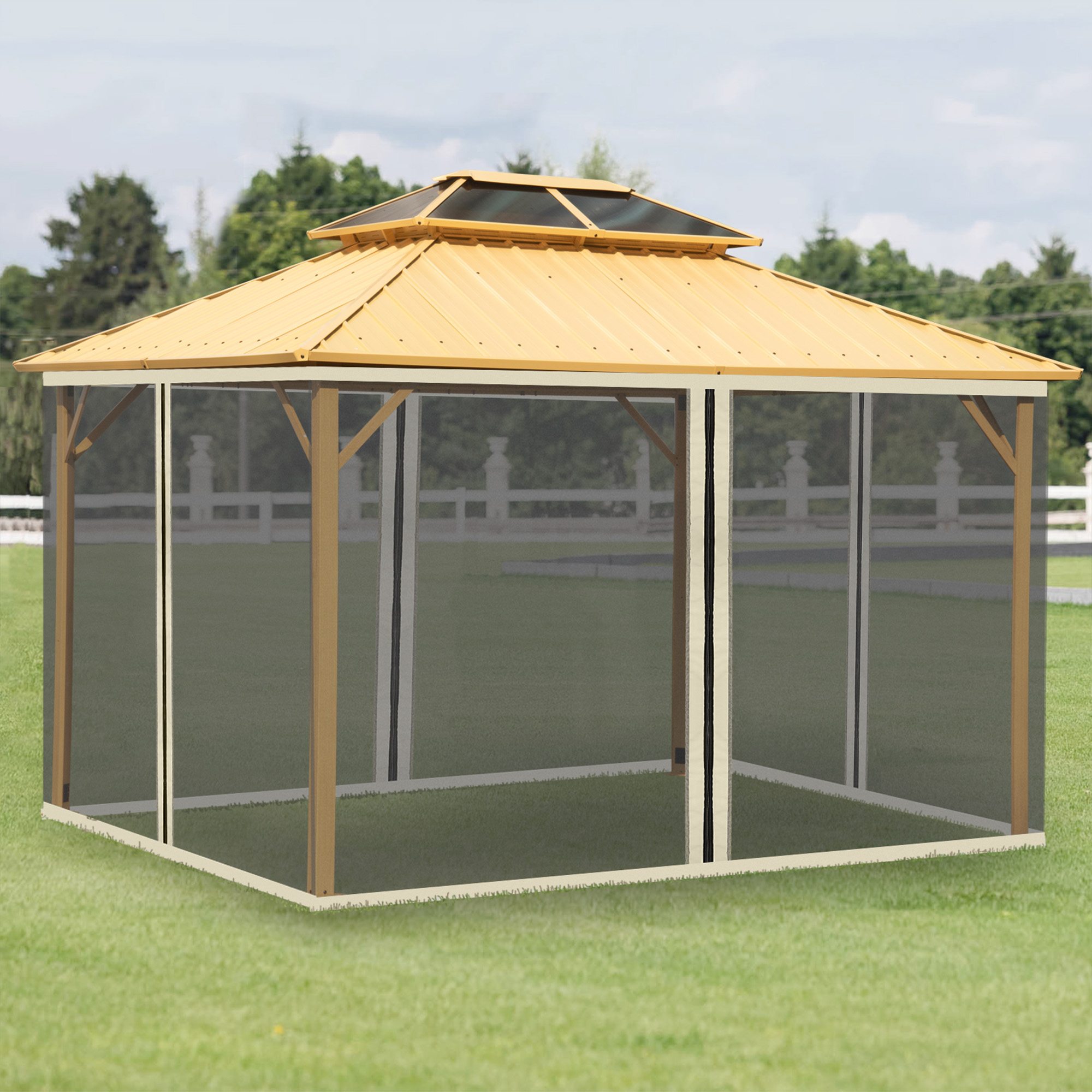 Ein gelber Pavillon mit braunem Rahmen und Maschenwänden, auf grünem Gras mit Bäumen im Hintergrund.