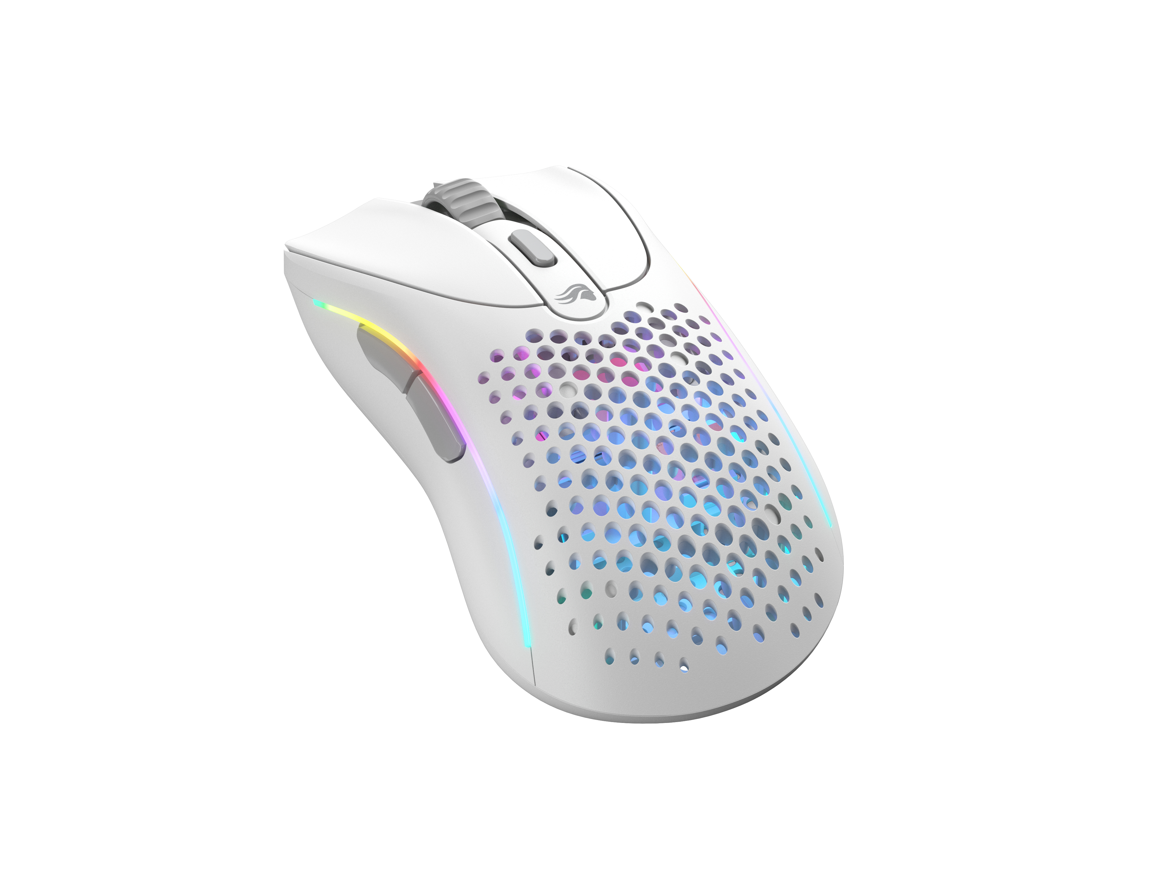 Biała mysz gamingowa o strukturze plastra miodu, światła RGB, na białym tle.