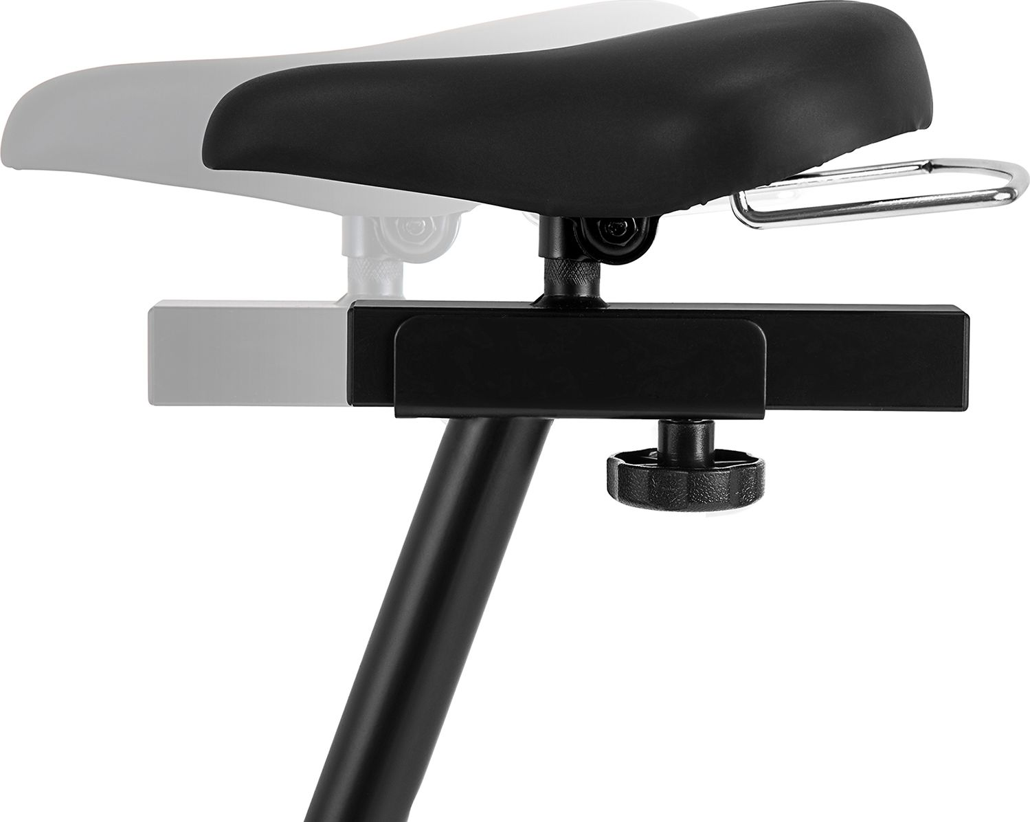 Asiento y poste de bicicleta negros, ajustables. Un cuadro de bicicleta gris es parcialmente visible.