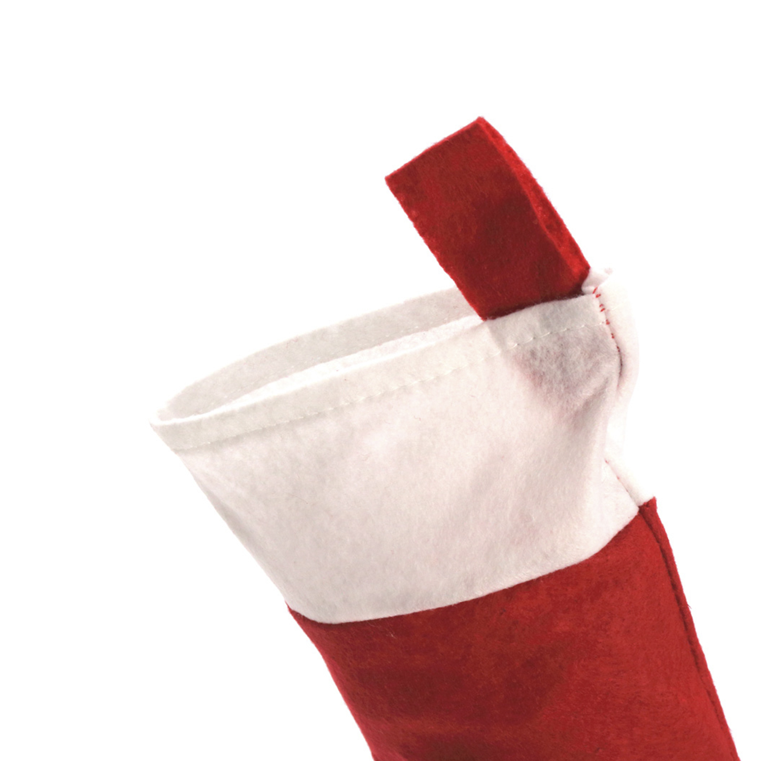 Calza di Natale rossa e bianca. La parte superiore è bianca, il resto rosso, isolato su sfondo bianco.