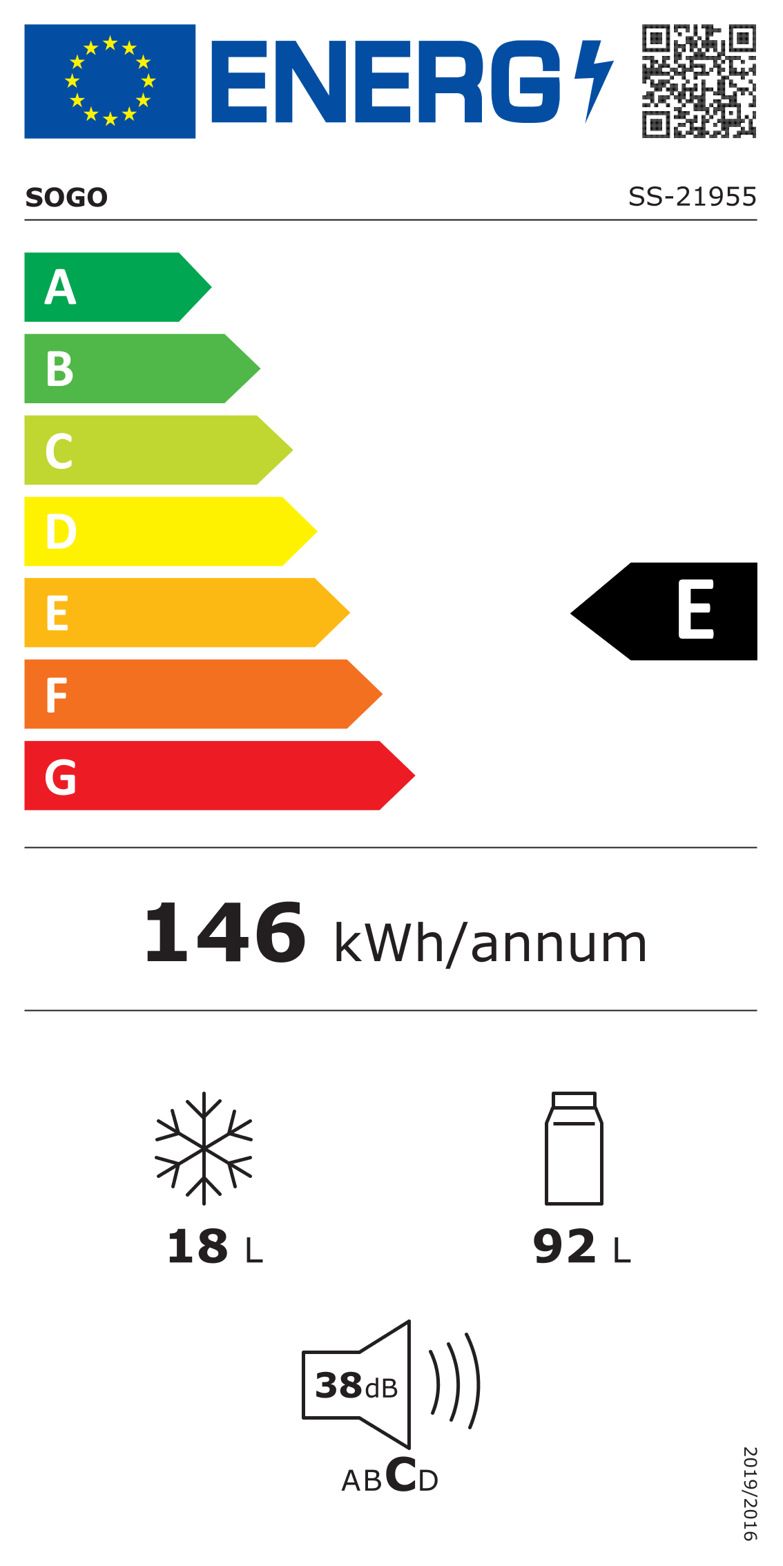 Etykieta energetyczna pokazująca klasę efektywności energetycznej E. Etykieta wyświetla dane dotyczące zużycia i pojemności.